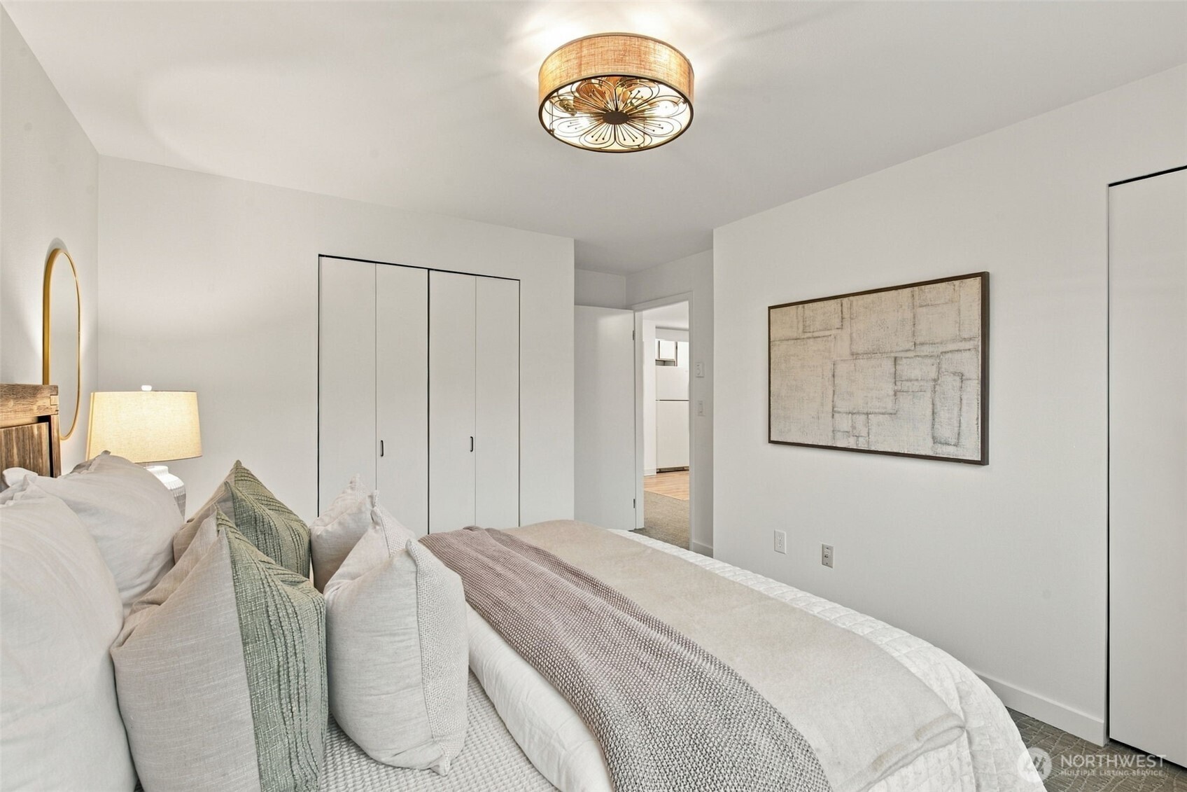 5225 50th Avenue NE Unit: 204