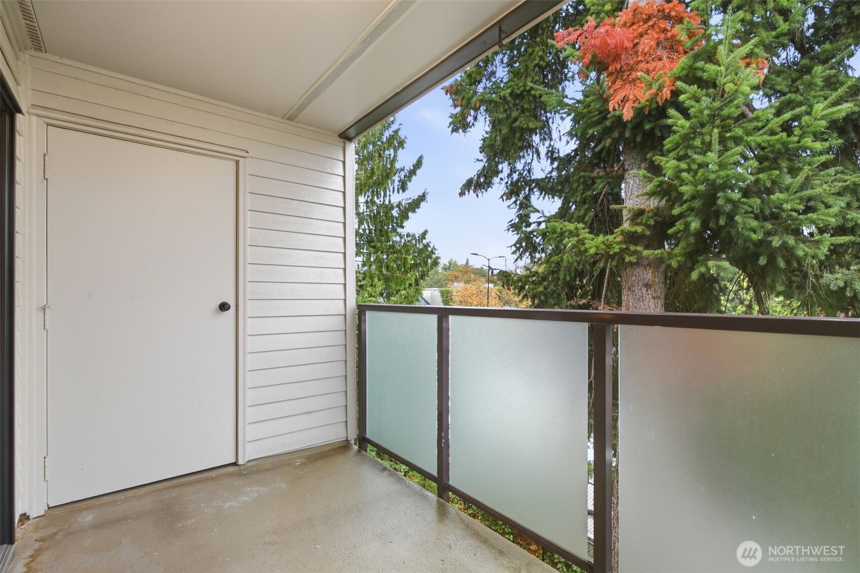 5225 50th Avenue NE Unit: 204