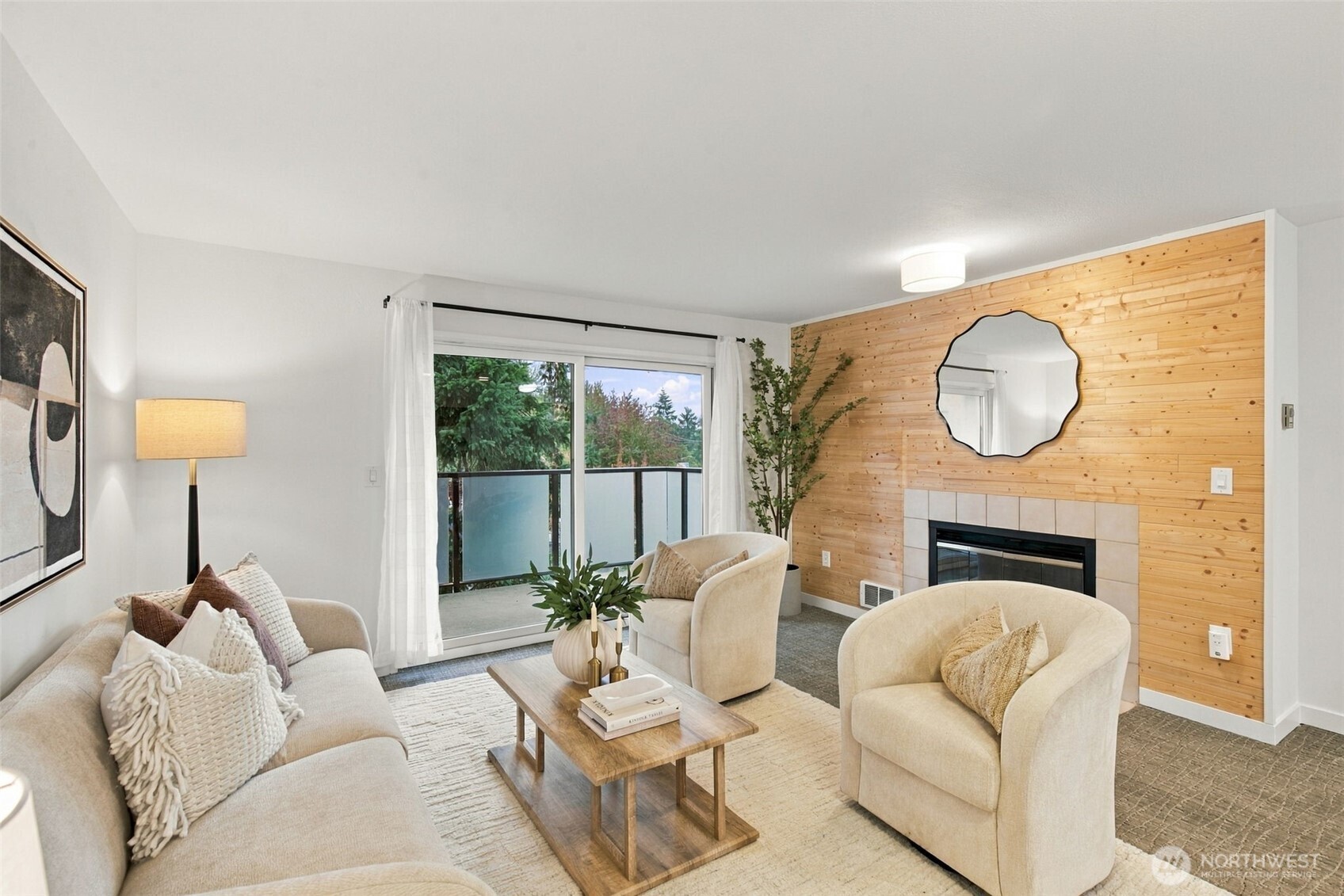5225 50th Avenue NE Unit: 204