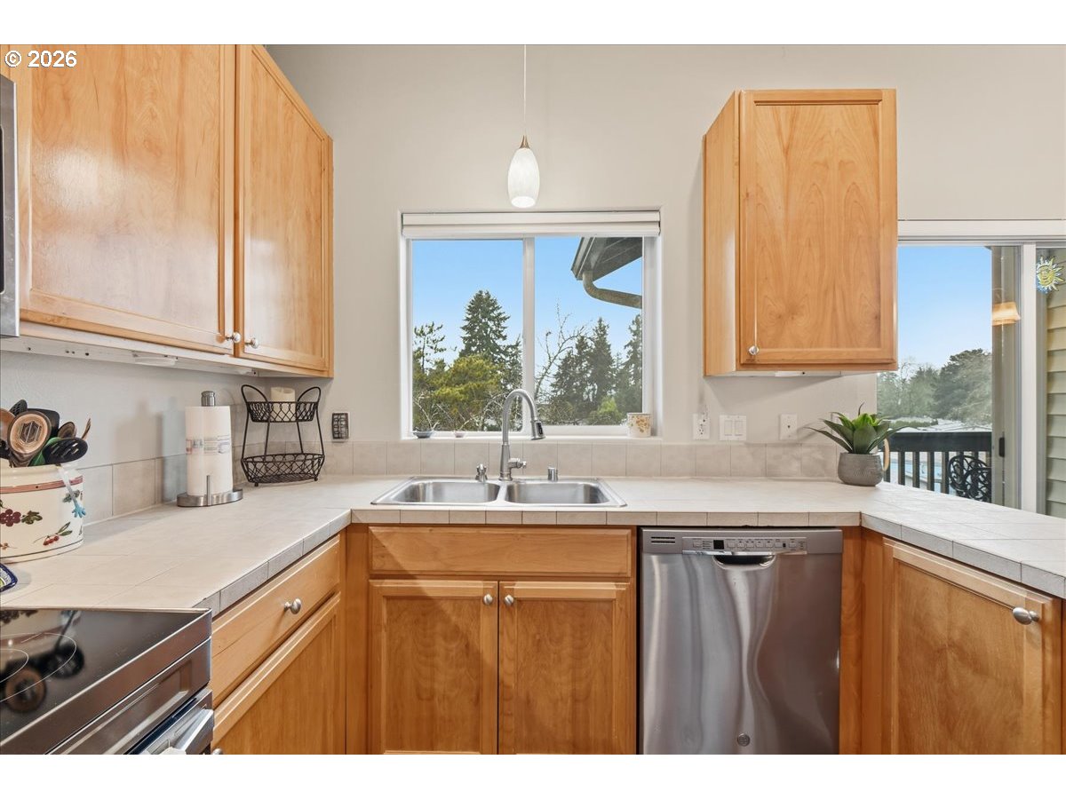 5264 NE 121ST AVE K65