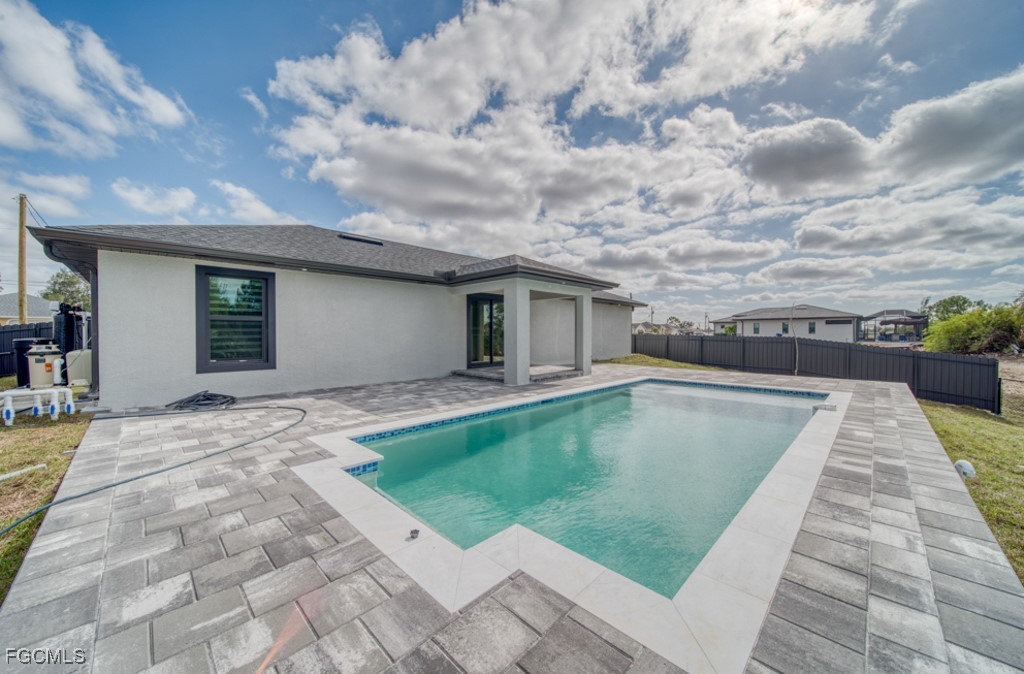 2038 NW 17th AVE