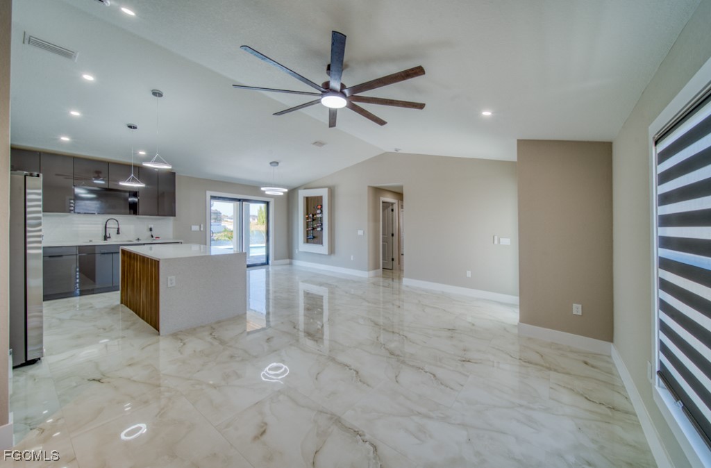 2038 NW 17th AVE