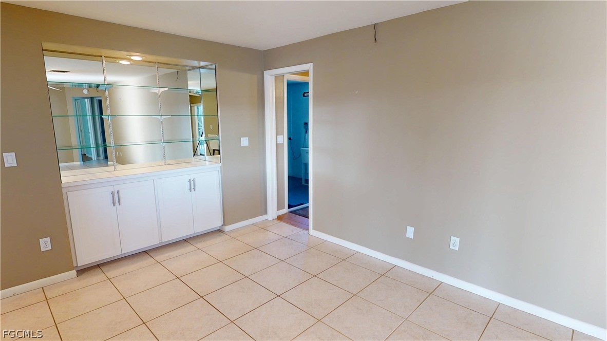 1115 Lucia DR