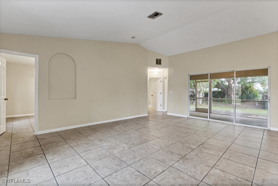 626 SW 27th TER