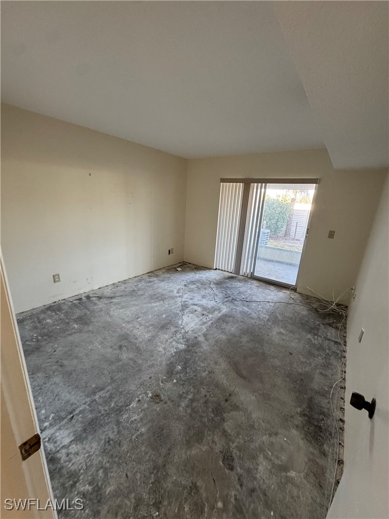 22375 Edgewater DR 102