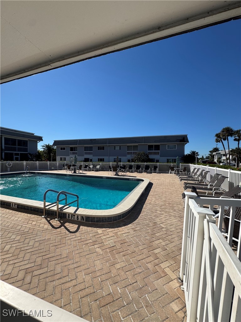 22375 Edgewater DR 102