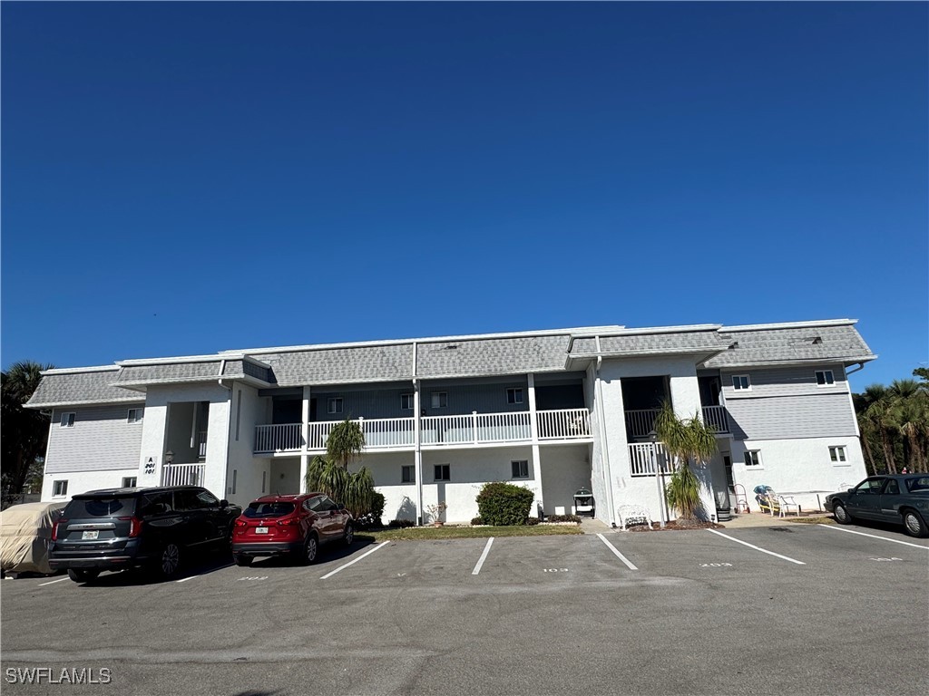 22375 Edgewater DR 102