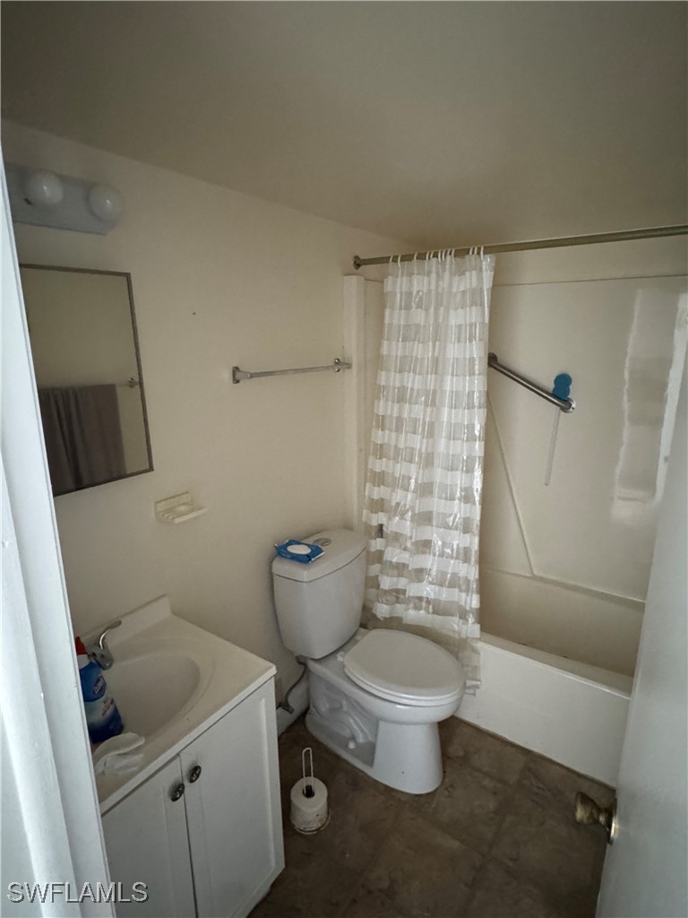 22375 Edgewater DR 102