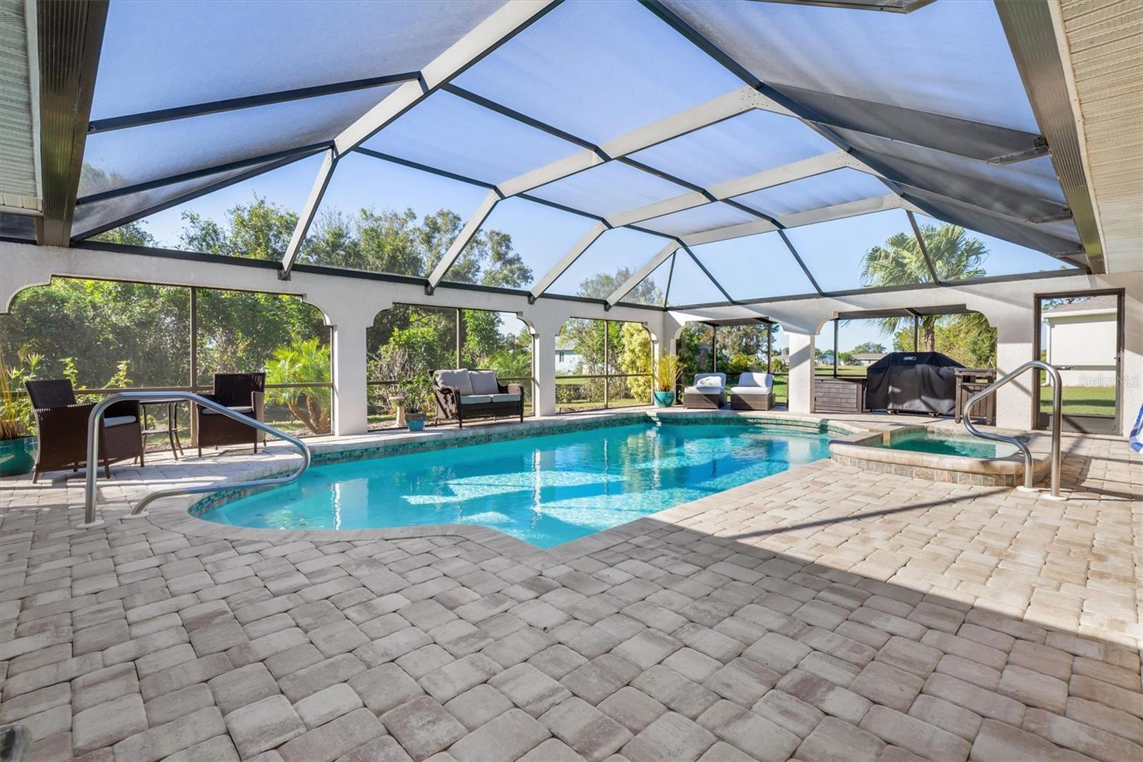25475 TERRAIN LN