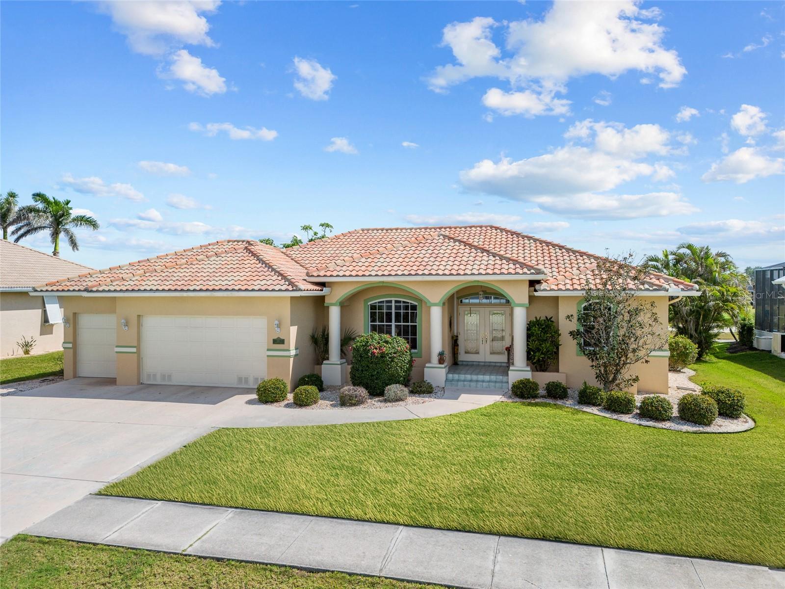 2117 DEBORAH DR