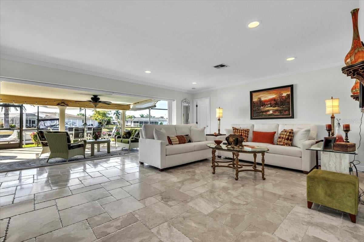 1109 APPIAN DR