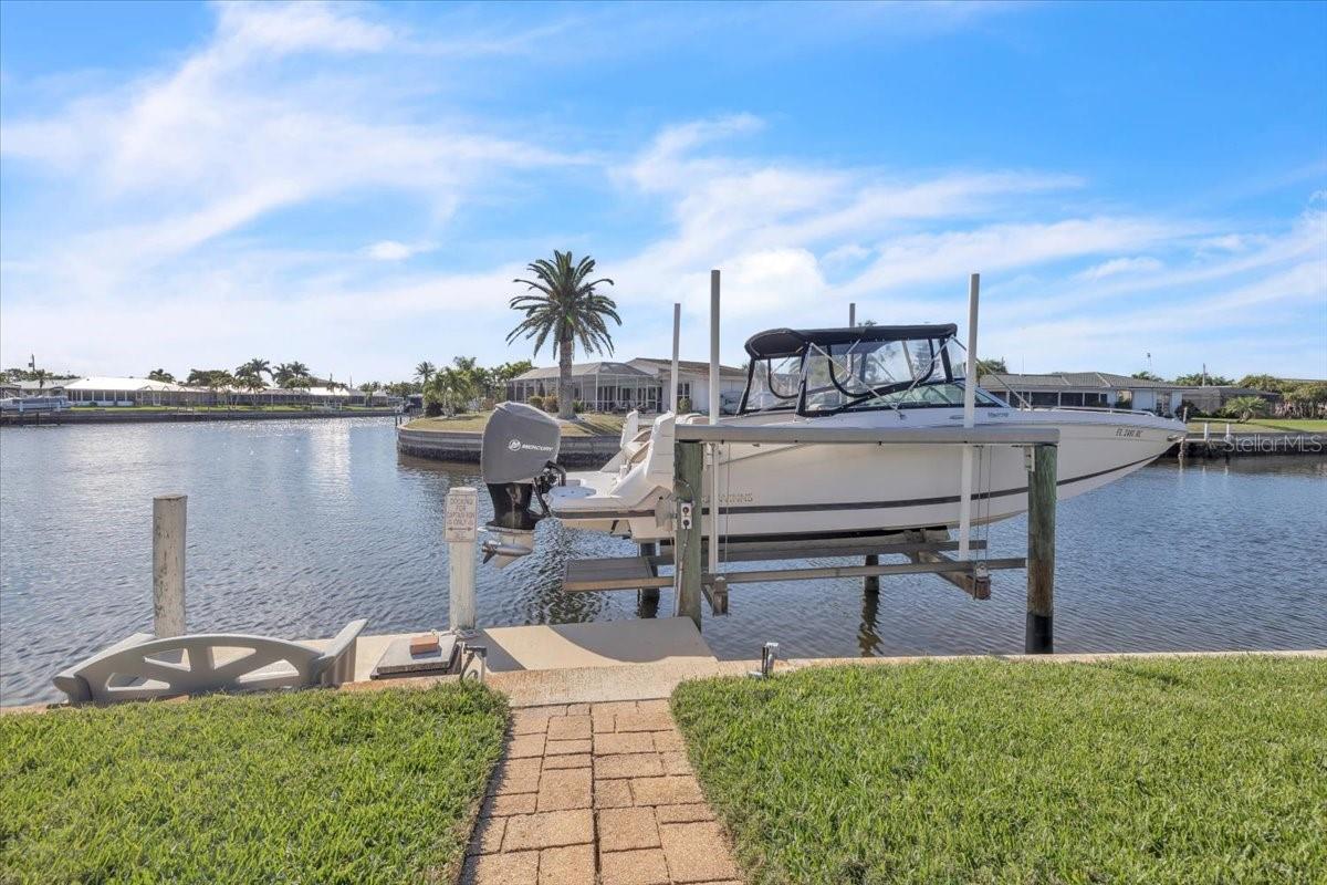 1109 APPIAN DR