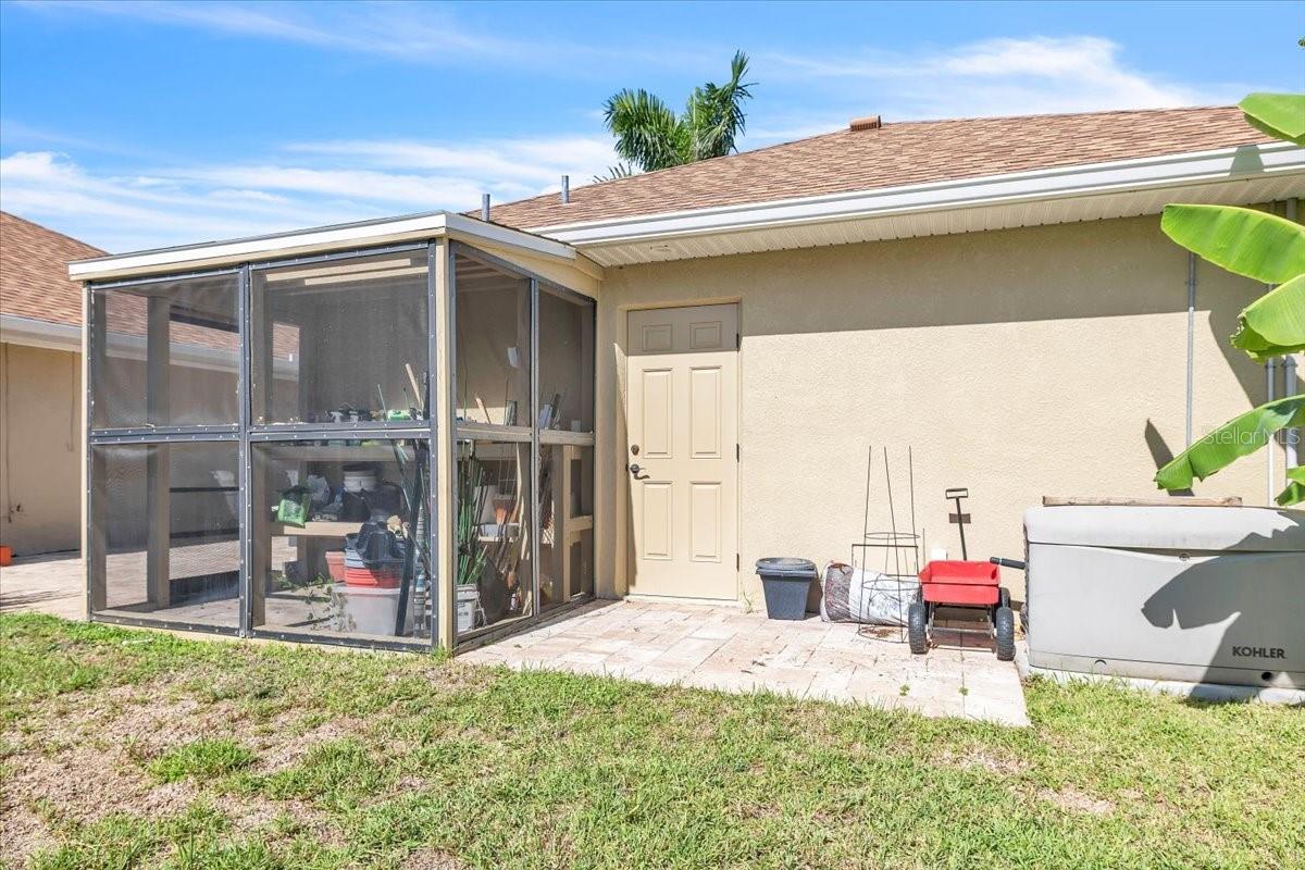 142 AUSTRALIAN DR