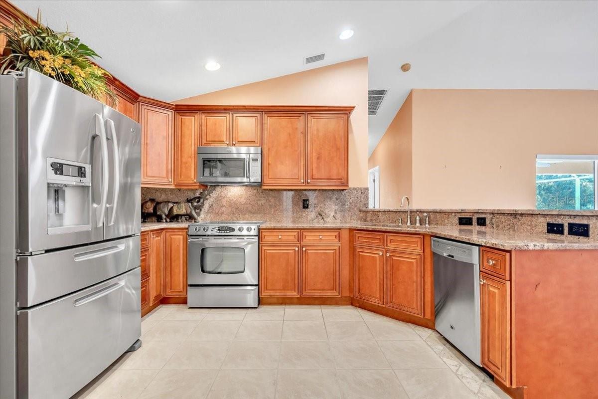 142 AUSTRALIAN DR