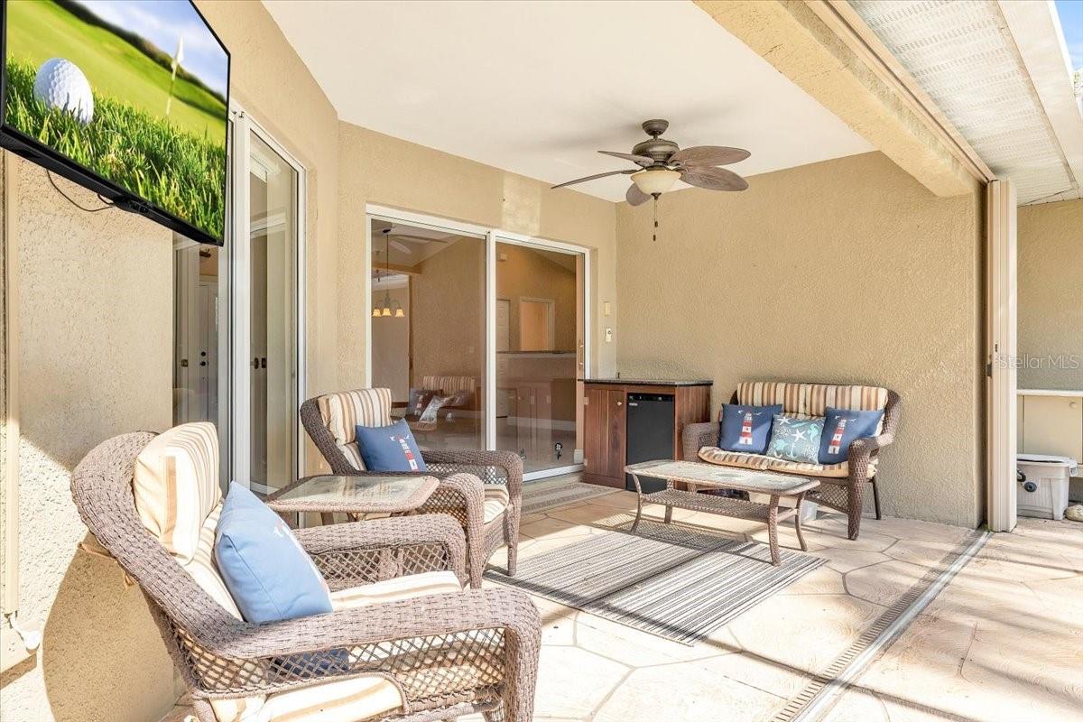 142 AUSTRALIAN DR