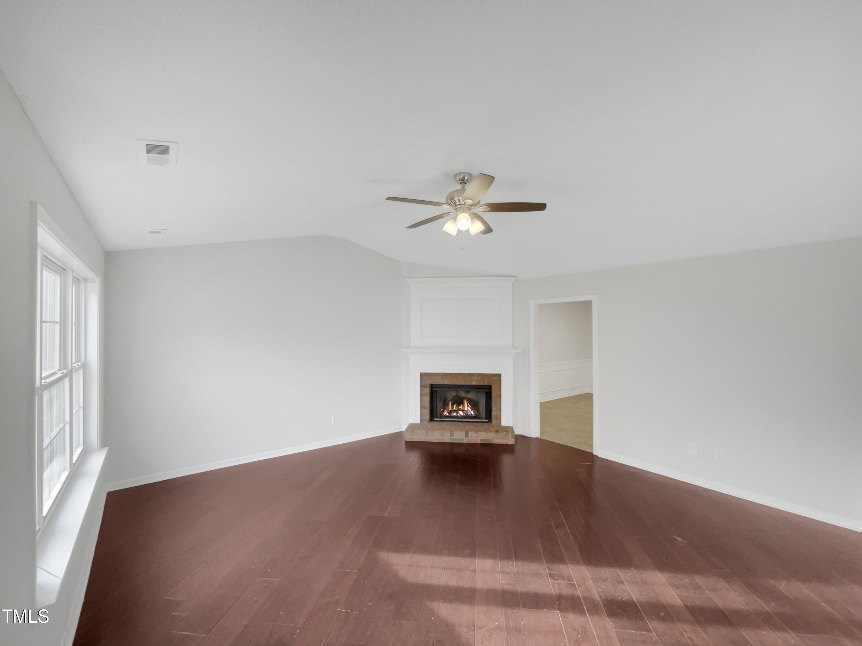 11 Windsor Glen Drive