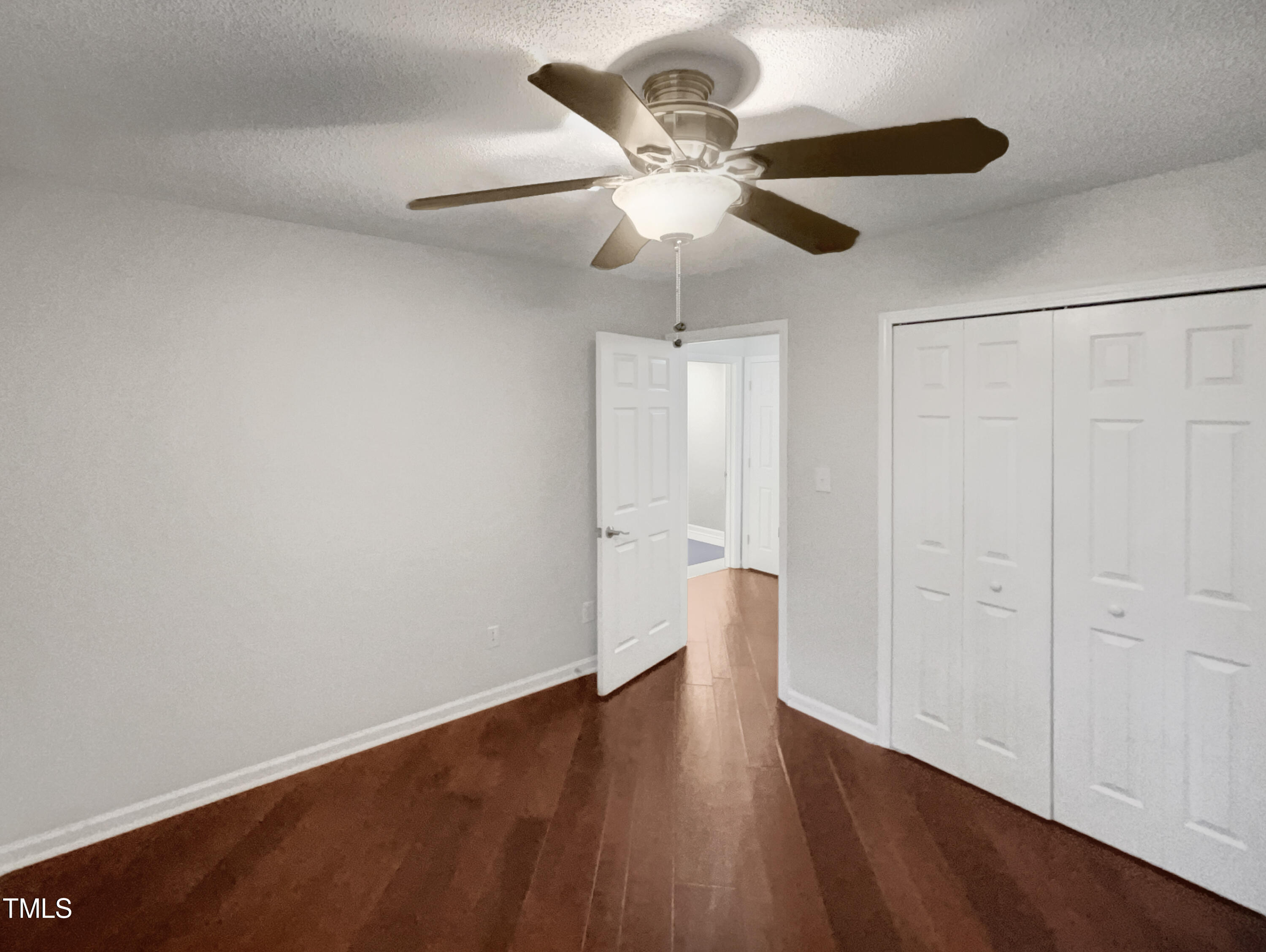 11 Windsor Glen Drive