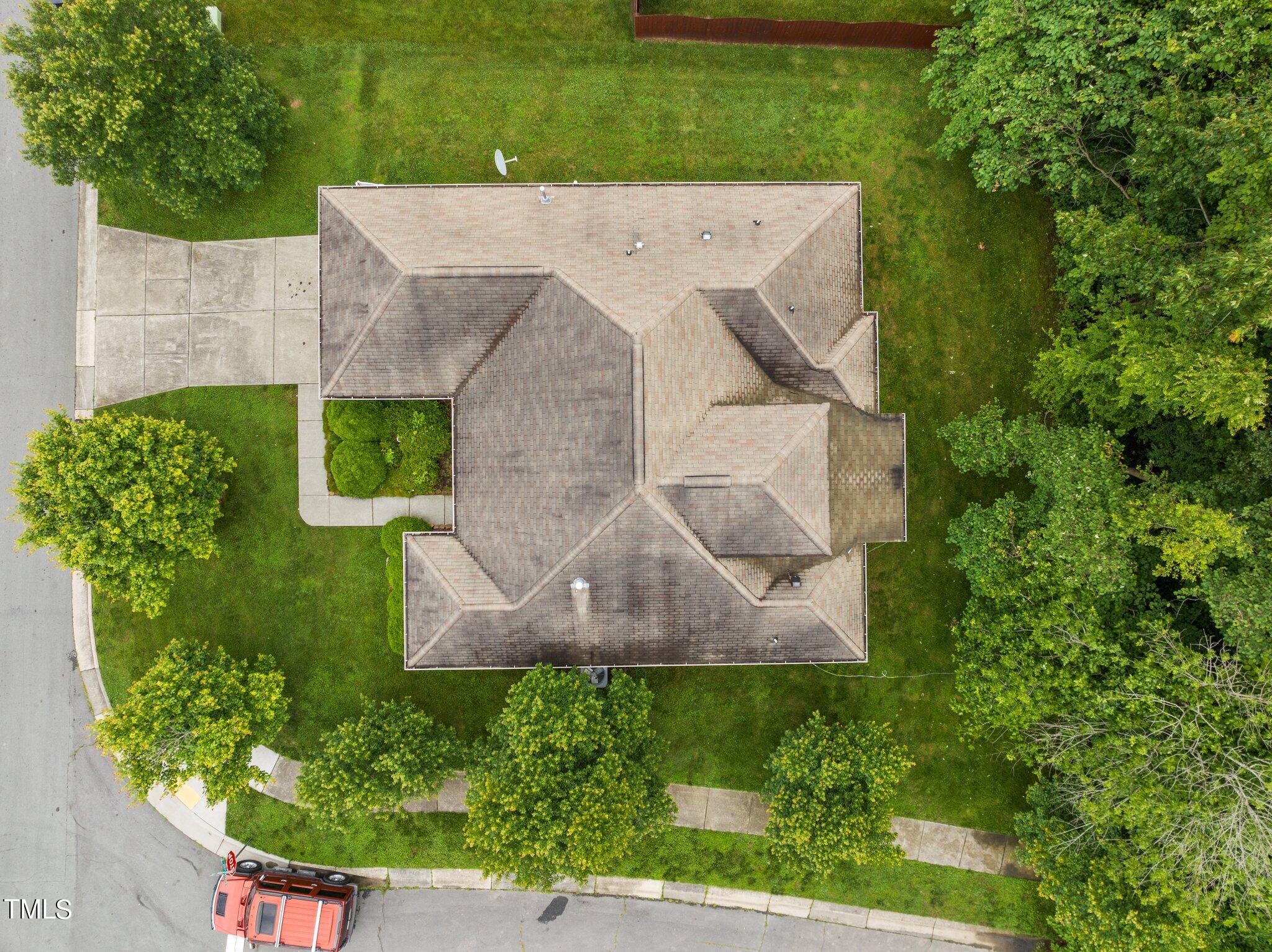 917 Golden Crest Drive