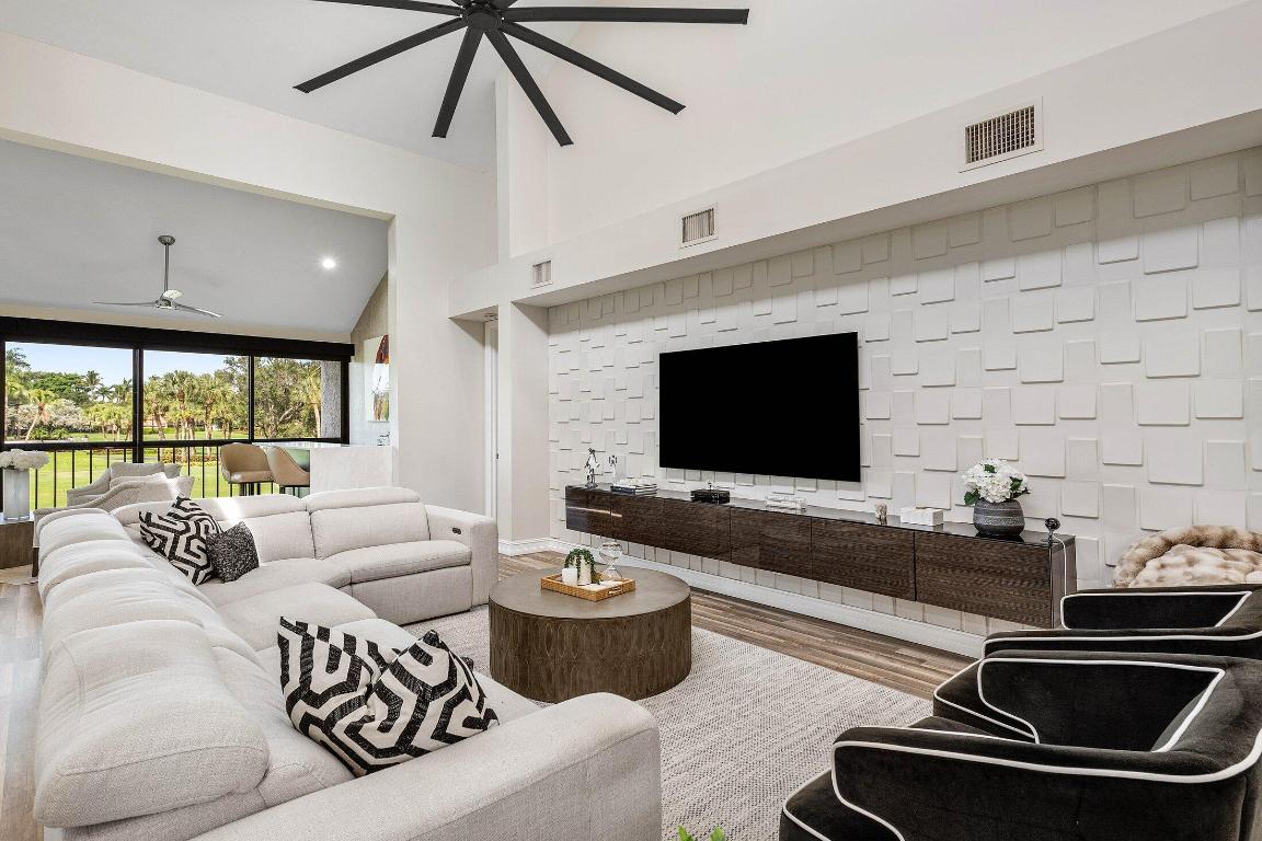 5887 NW 24th Avenue 1203