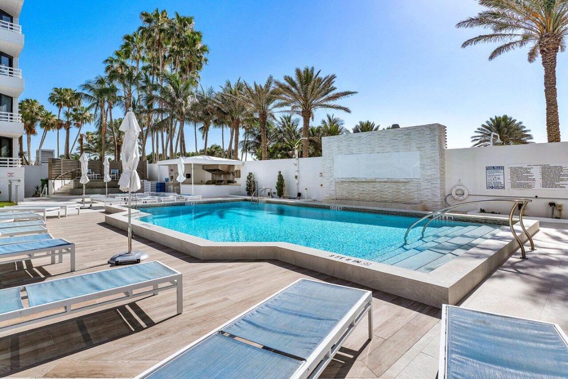 1500 S Ocean Boulevard 303/304