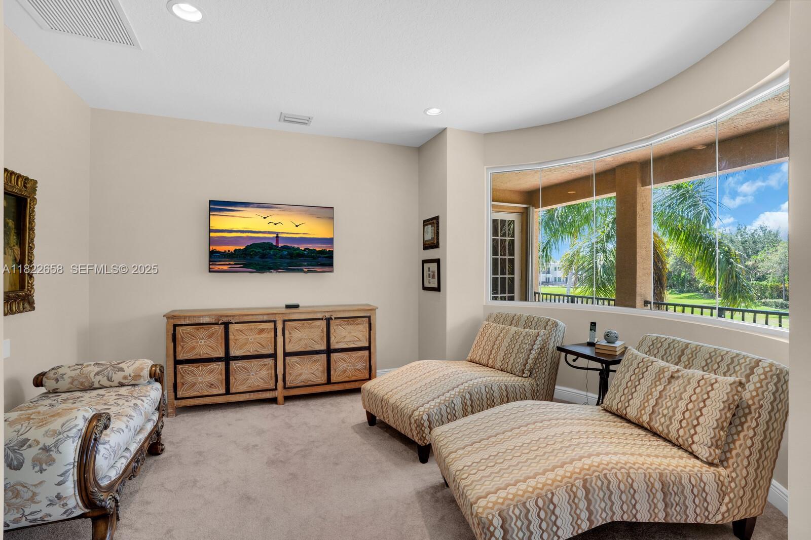 11844 Foxbriar Lake Trail