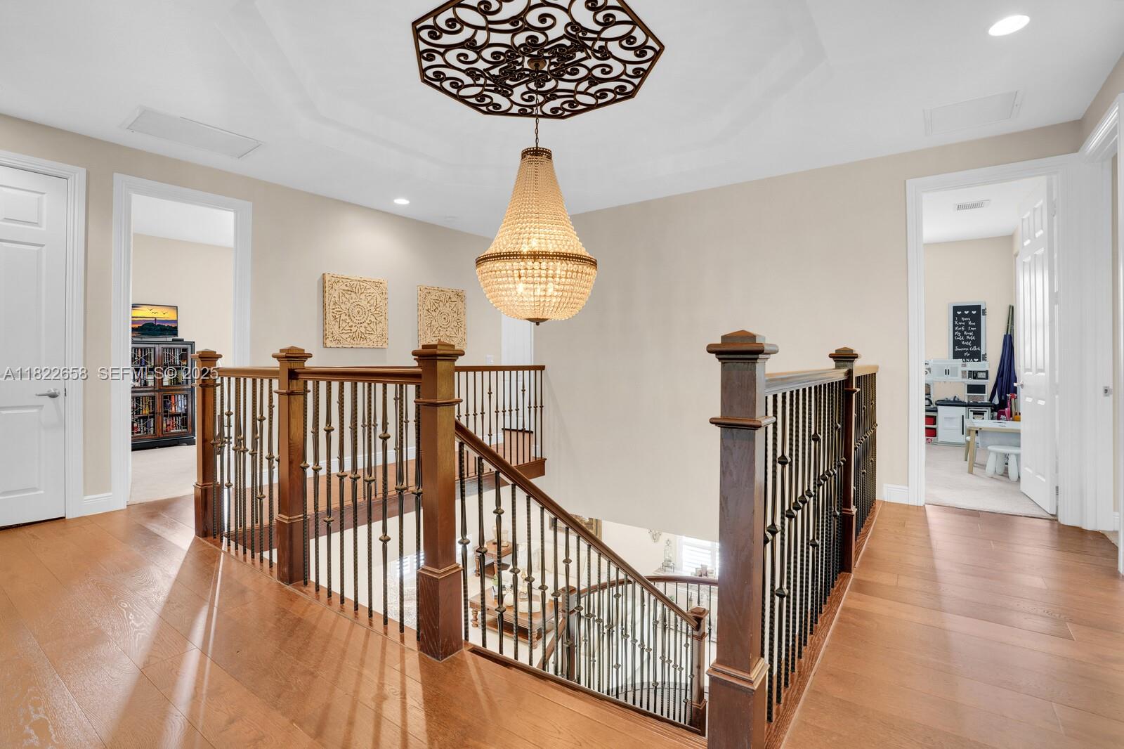 11844 Foxbriar Lake Trail