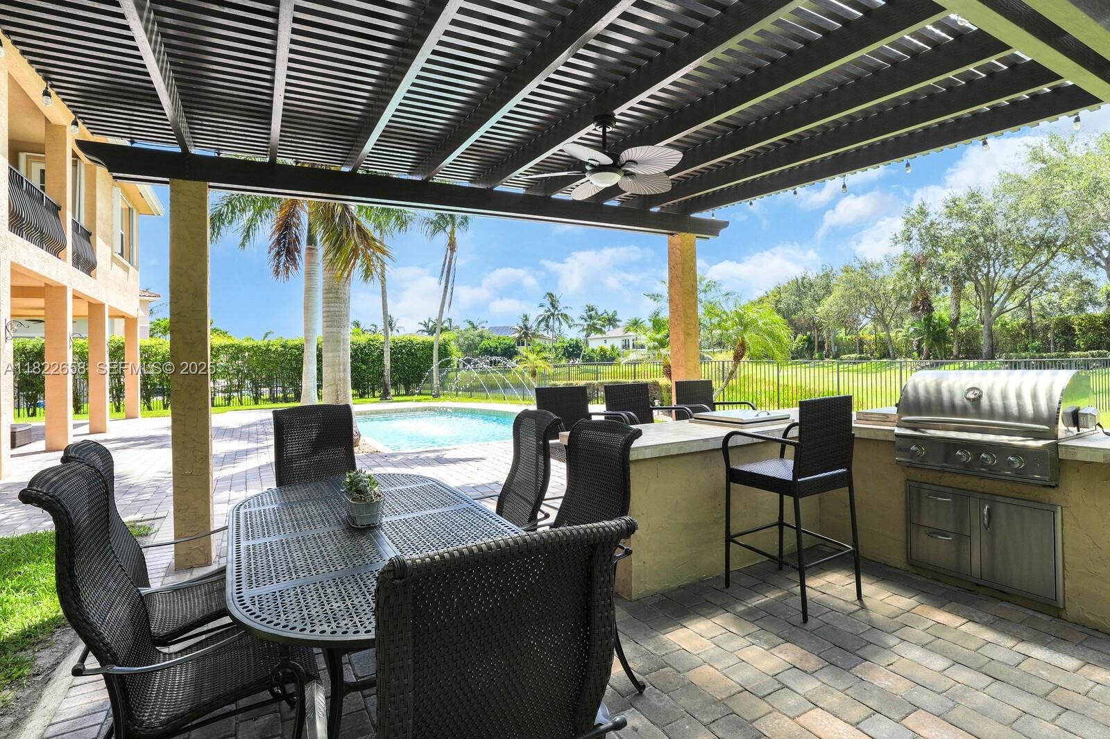 11844 Foxbriar Lake Trail
