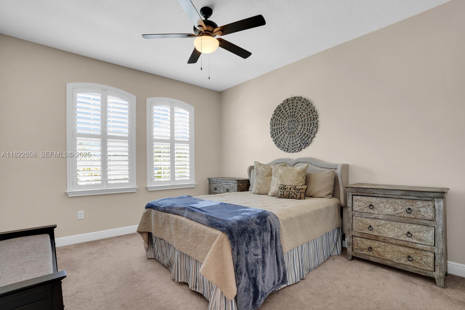 11844 Foxbriar Lake Trail