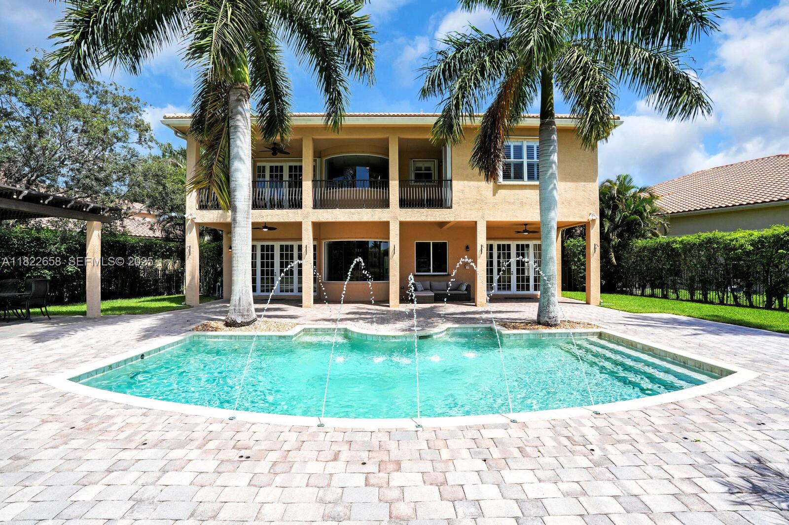 11844 Foxbriar Lake Trail