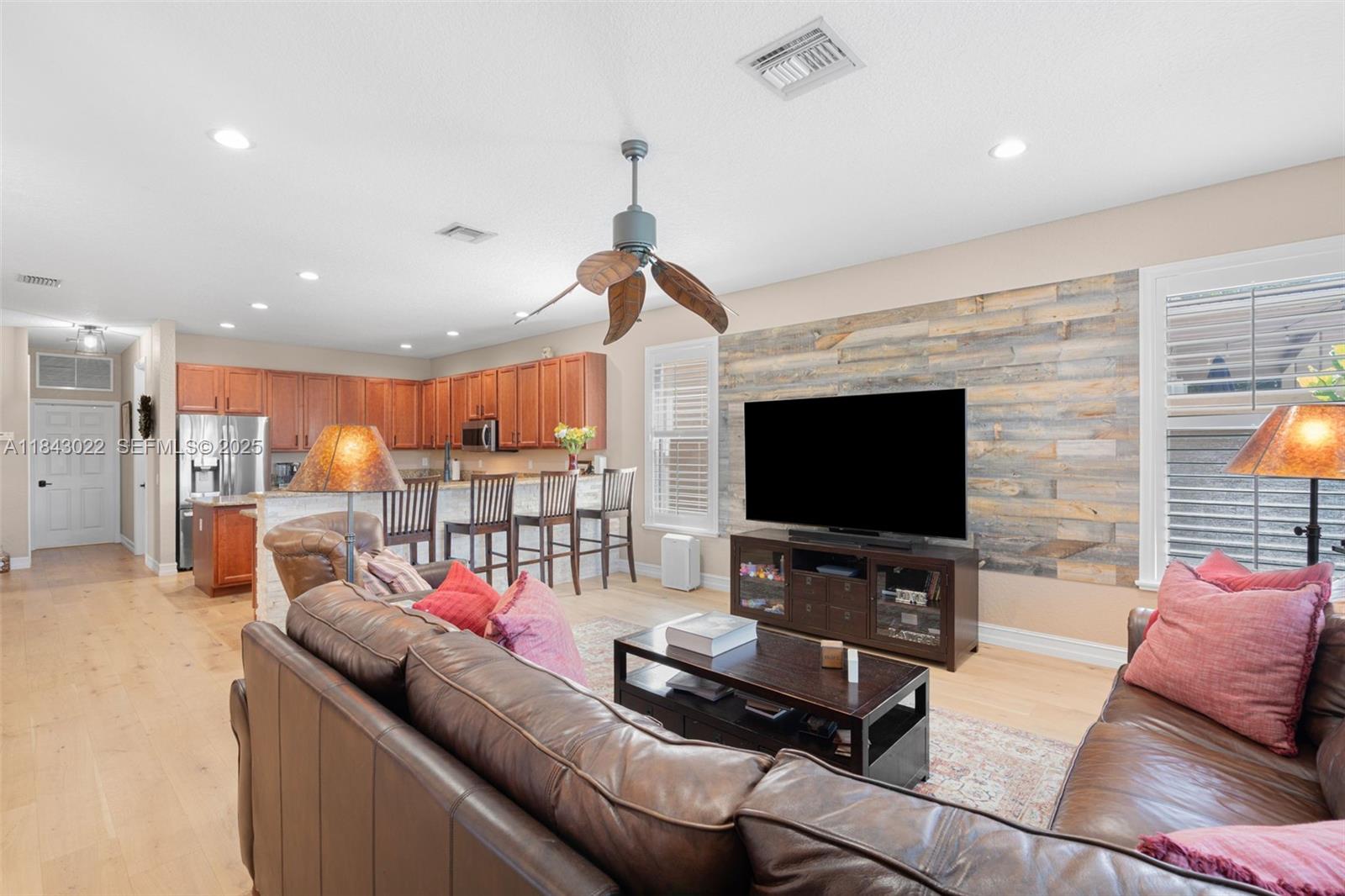 8864 Maple Hill Court