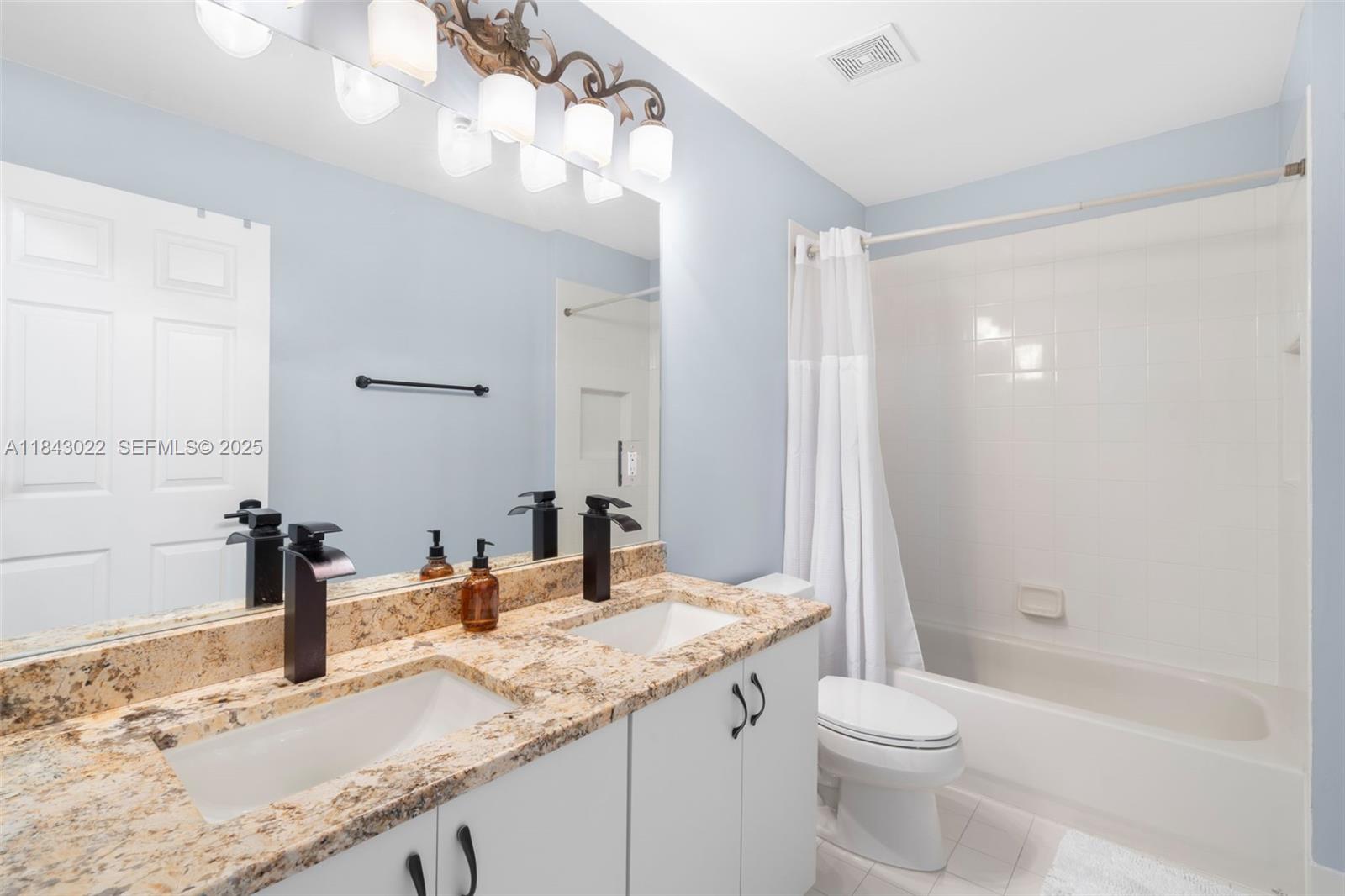 8864 Maple Hill Court