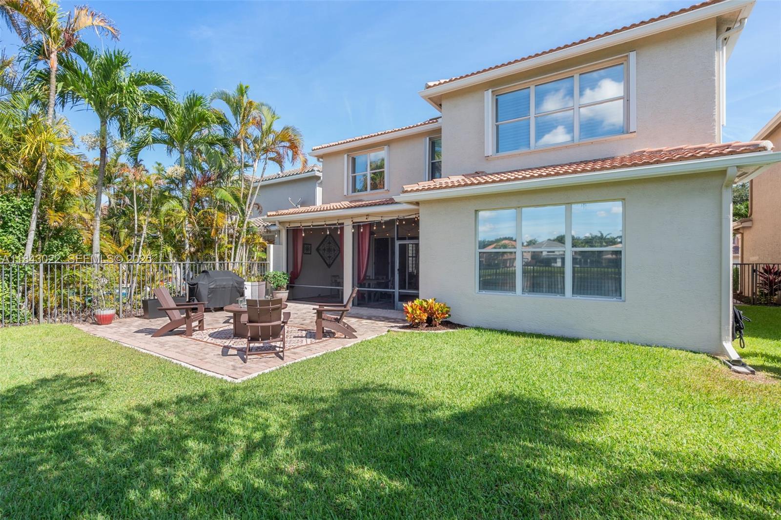 8864 Maple Hill Court