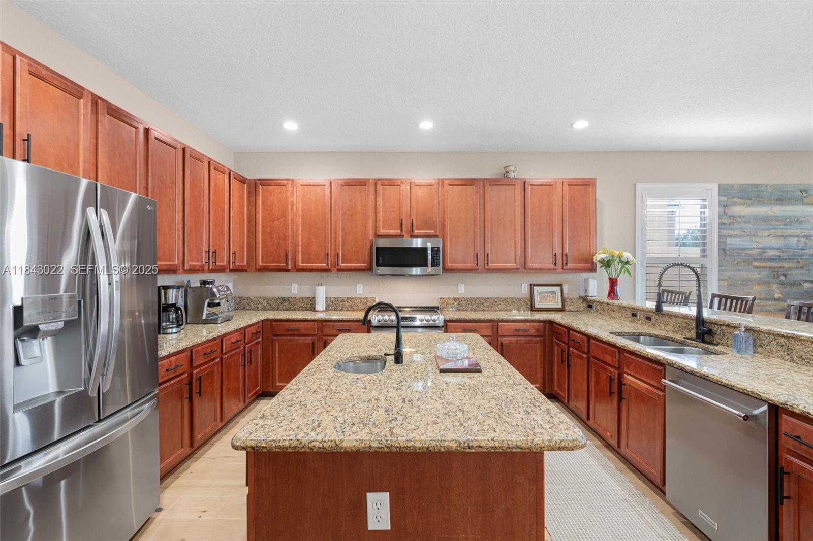 8864 Maple Hill Court