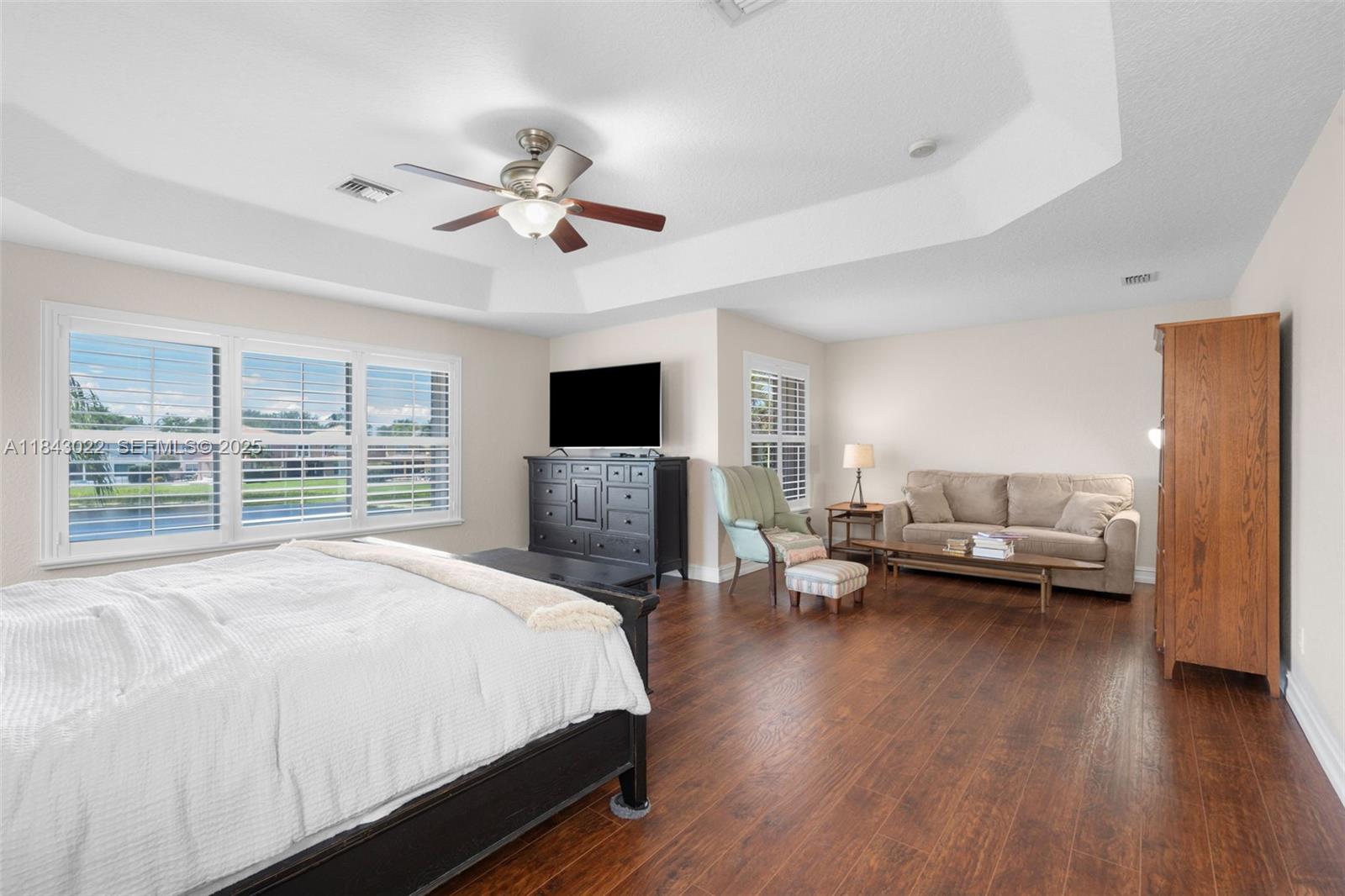 8864 Maple Hill Court