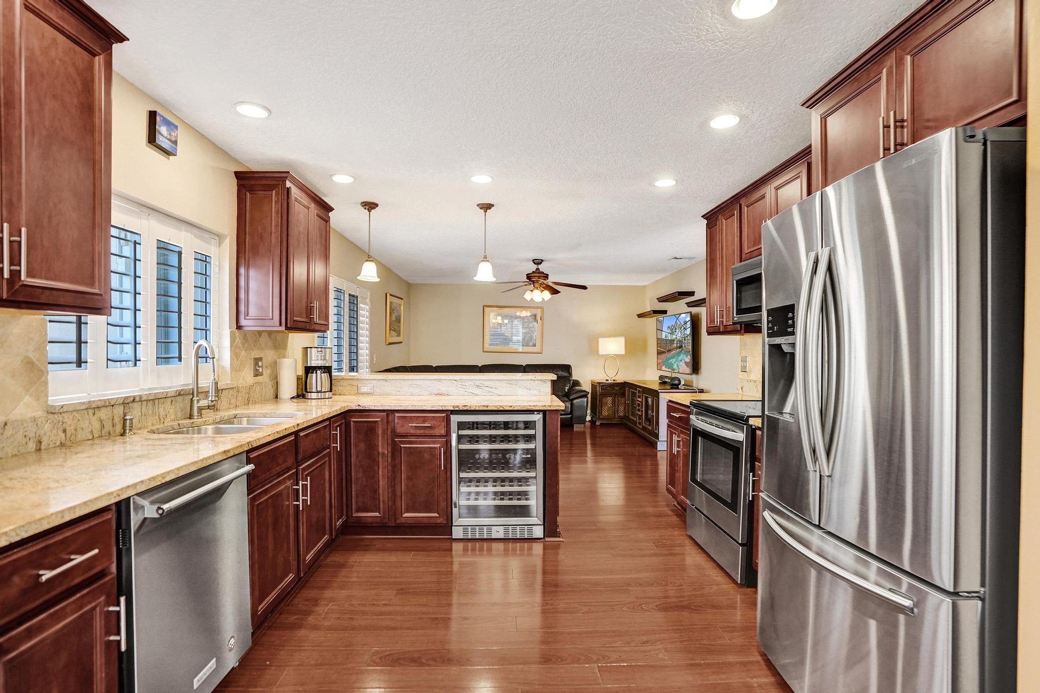 10425 Buena Ventura Drive