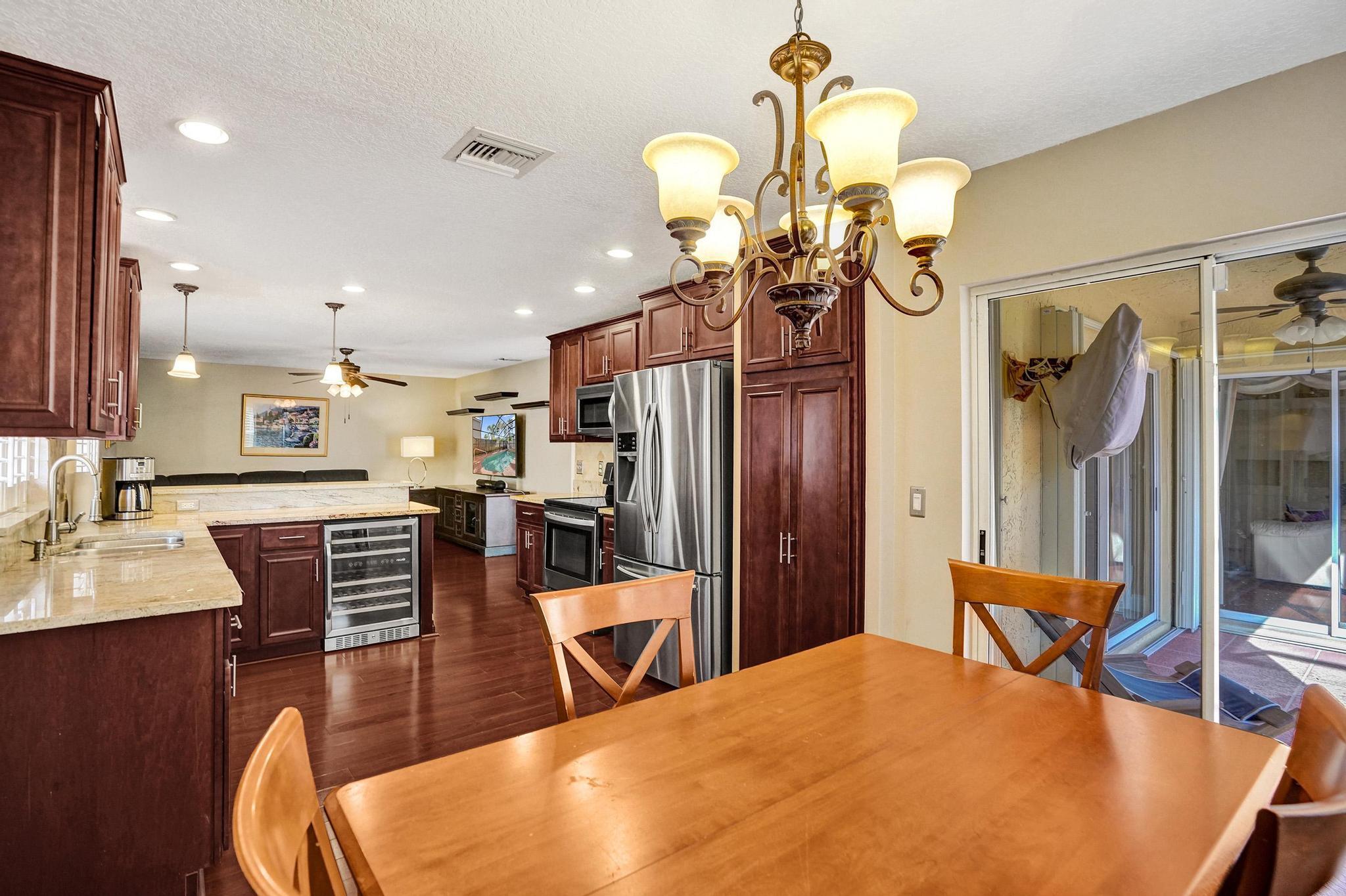 10425 Buena Ventura Drive