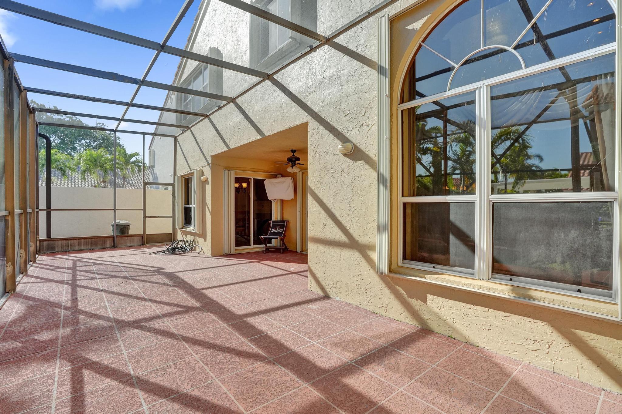 10425 Buena Ventura Drive