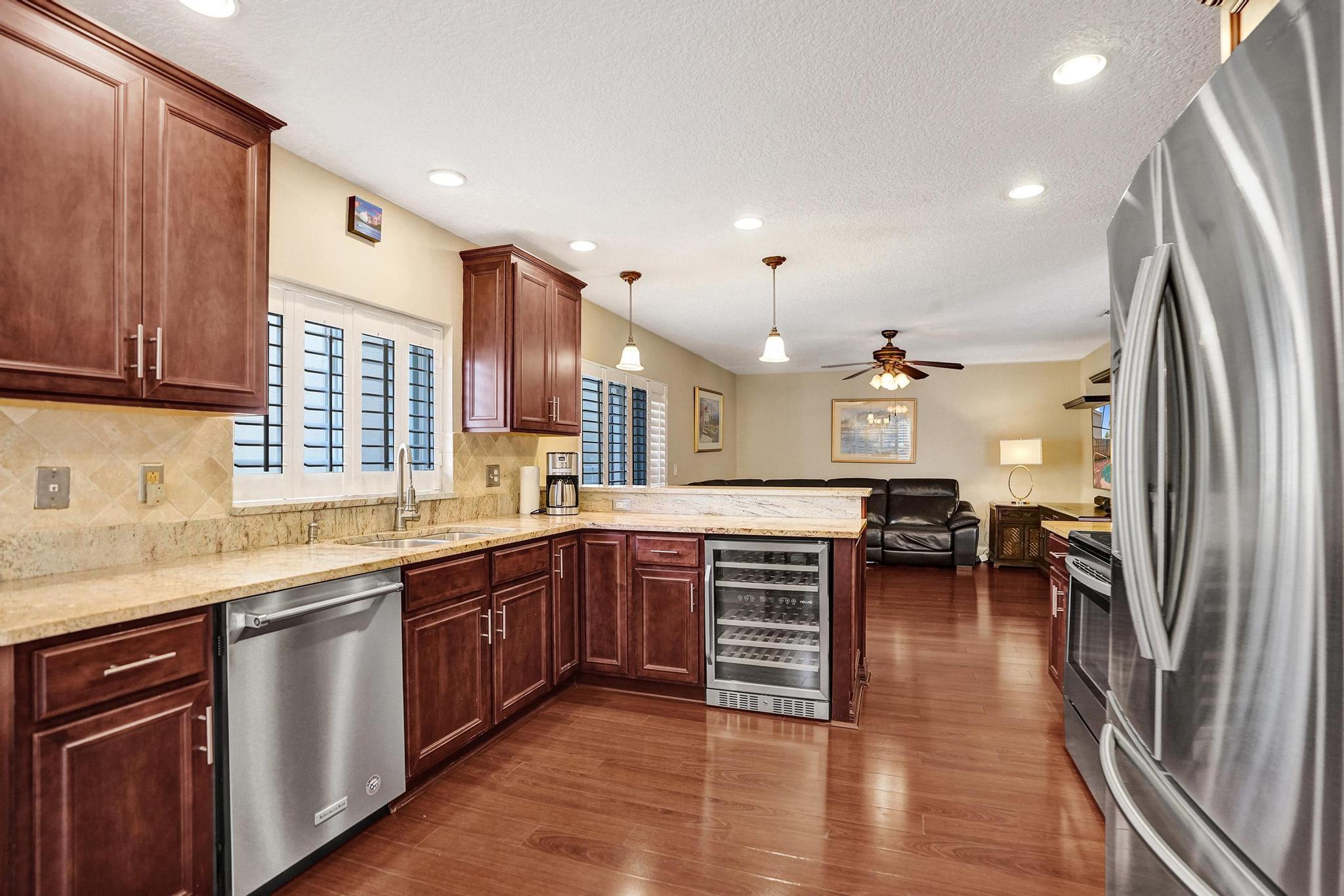 10425 Buena Ventura Drive