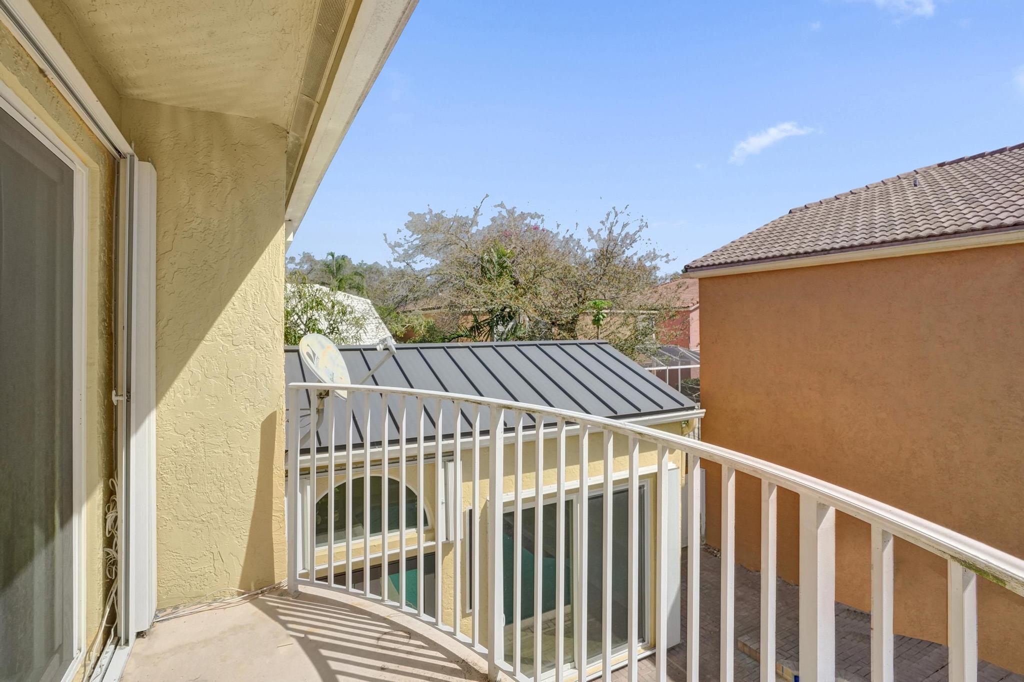 5367 NW 106th Drive
