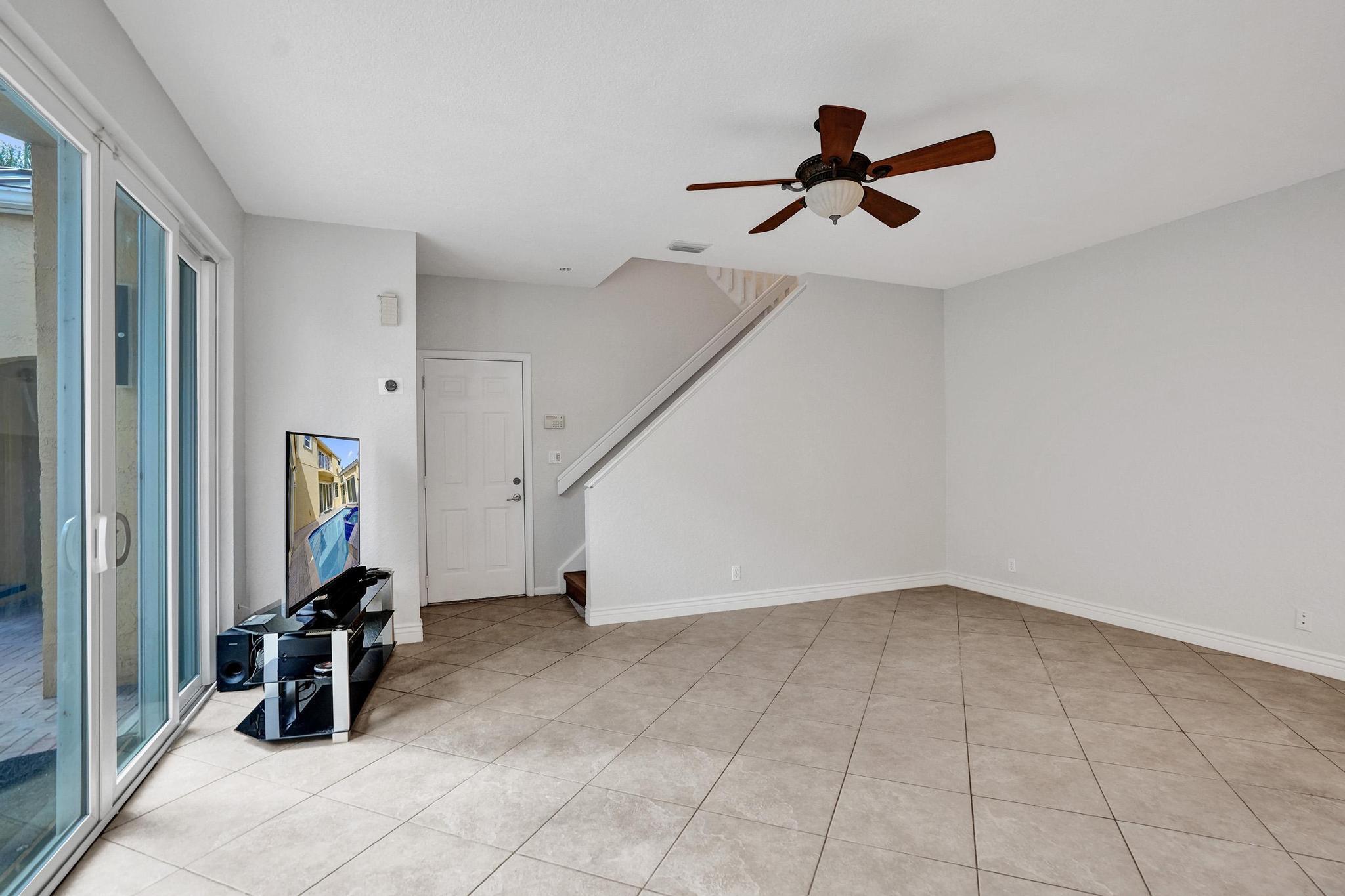 5367 NW 106th Drive