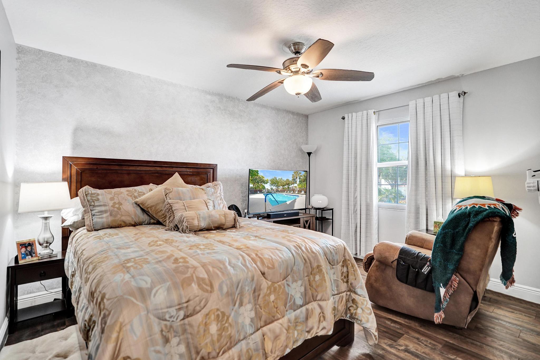 6842 Dogwood Lane