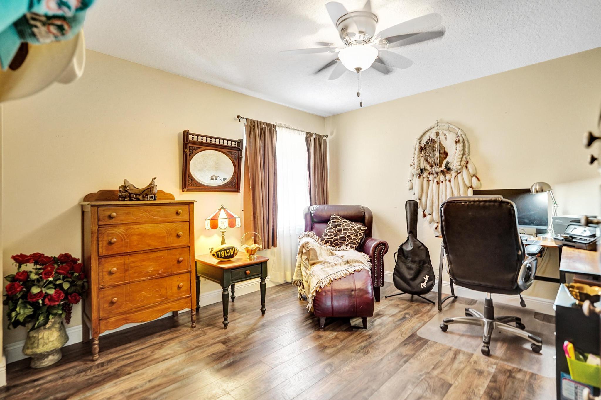 6842 Dogwood Lane