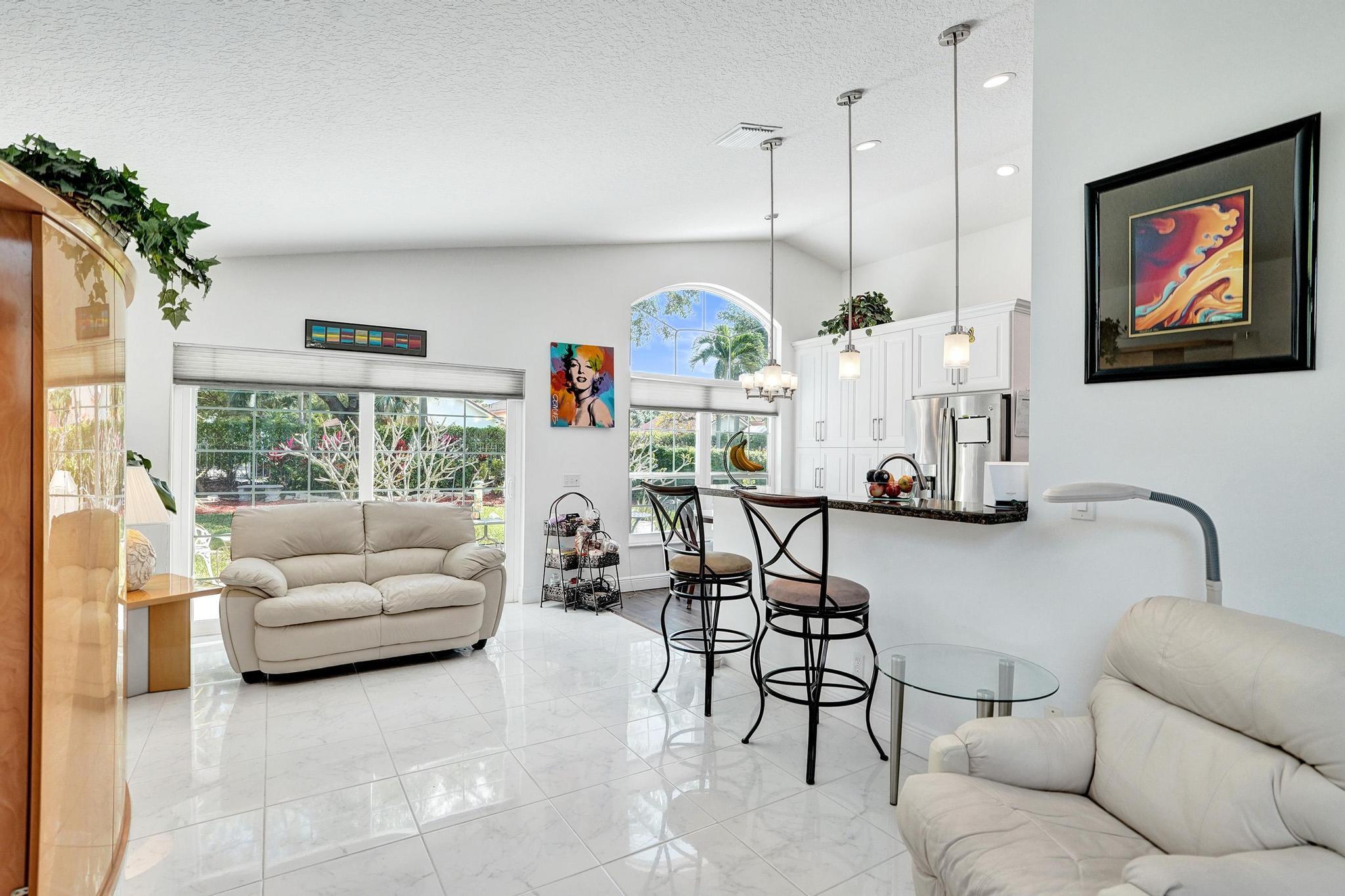 6842 Dogwood Lane