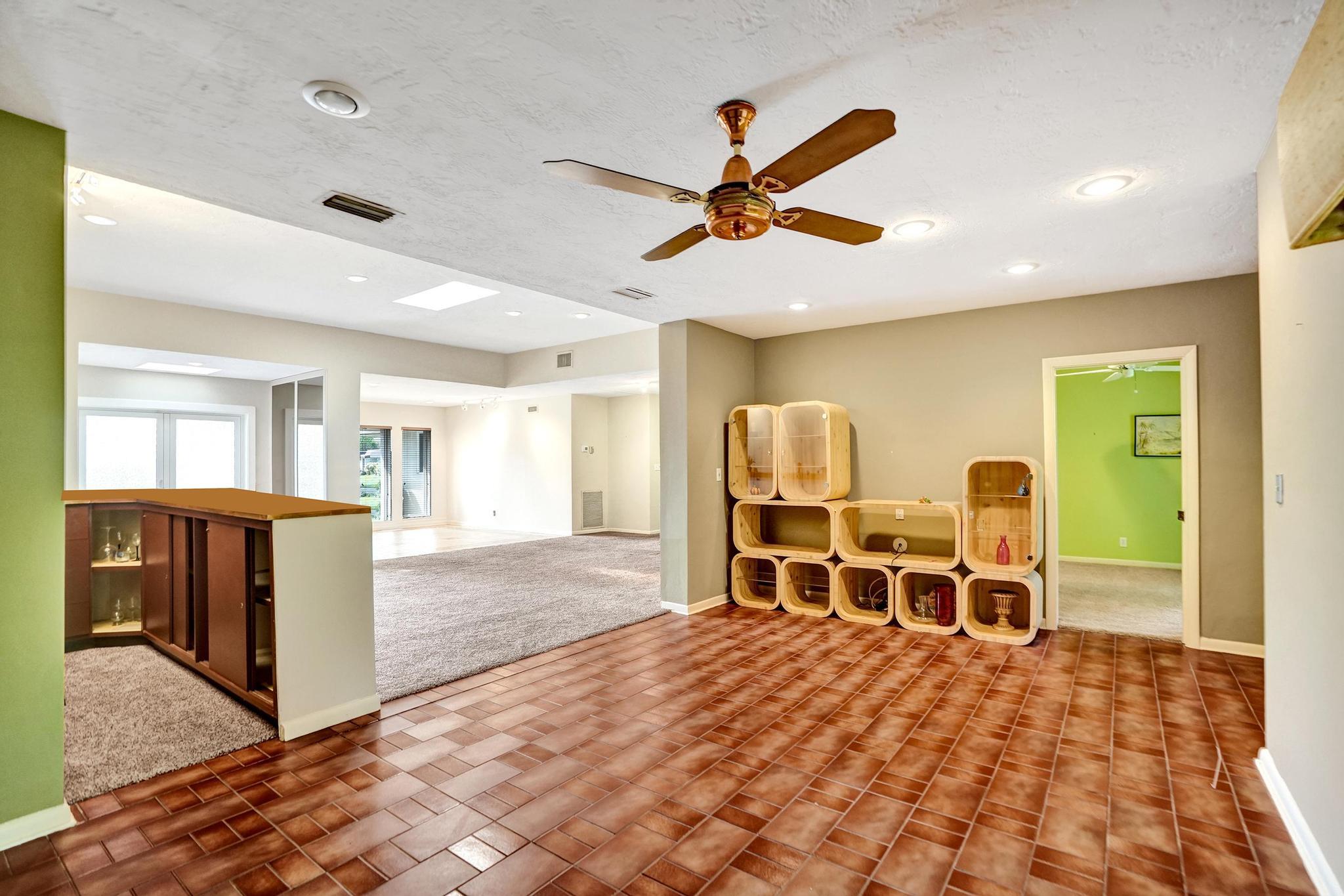 6207 Jacaranda Circle