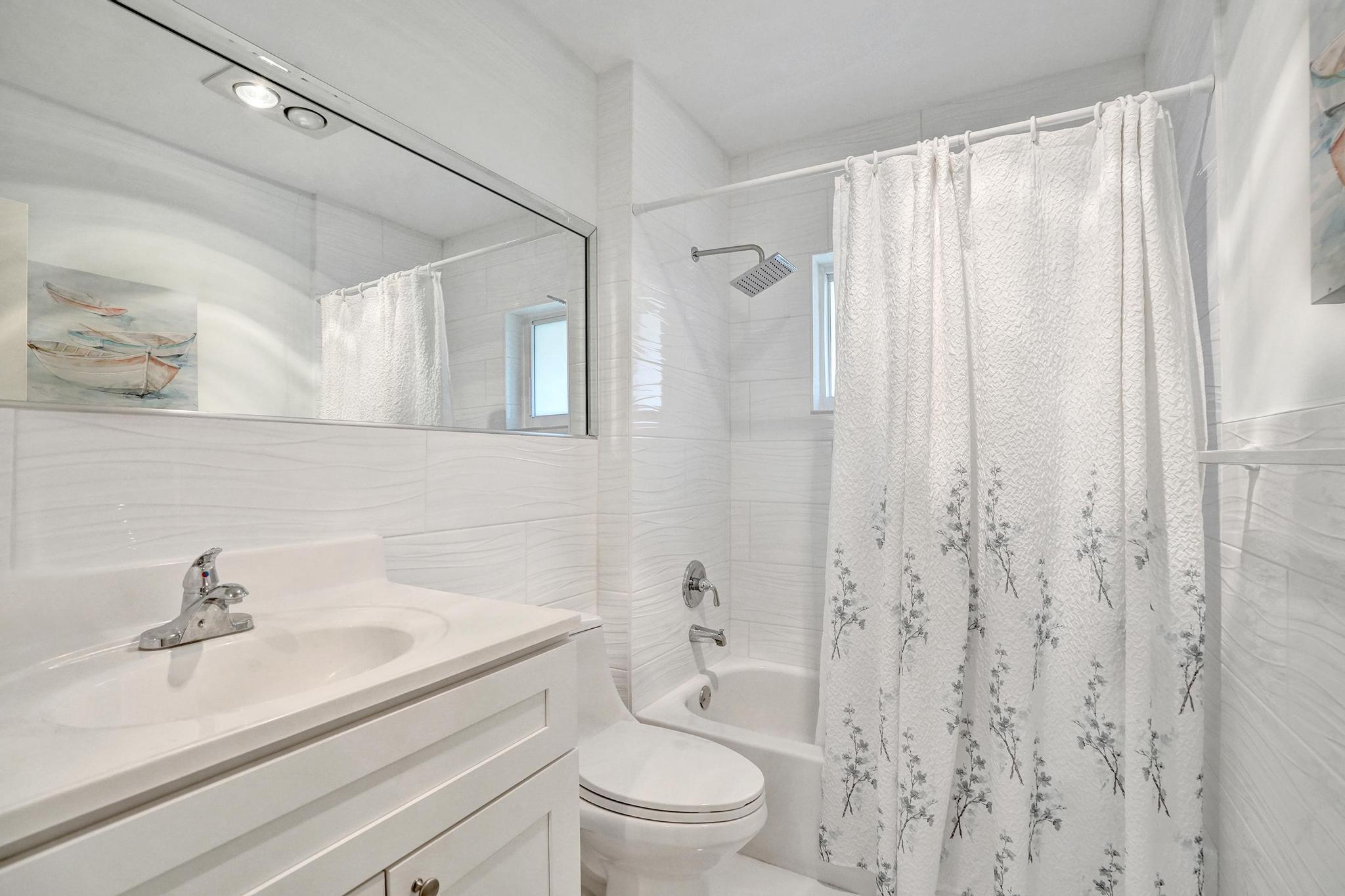 6207 Jacaranda Circle