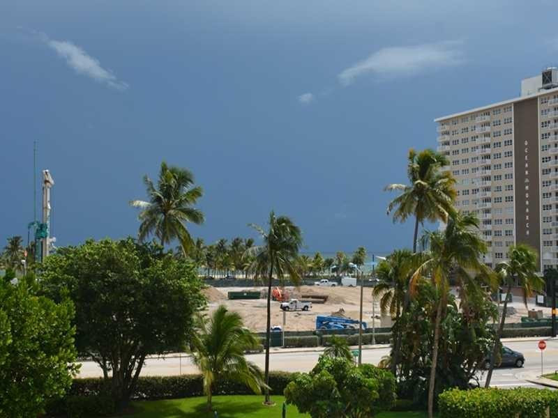 201 N Ocean Boulevard 405
