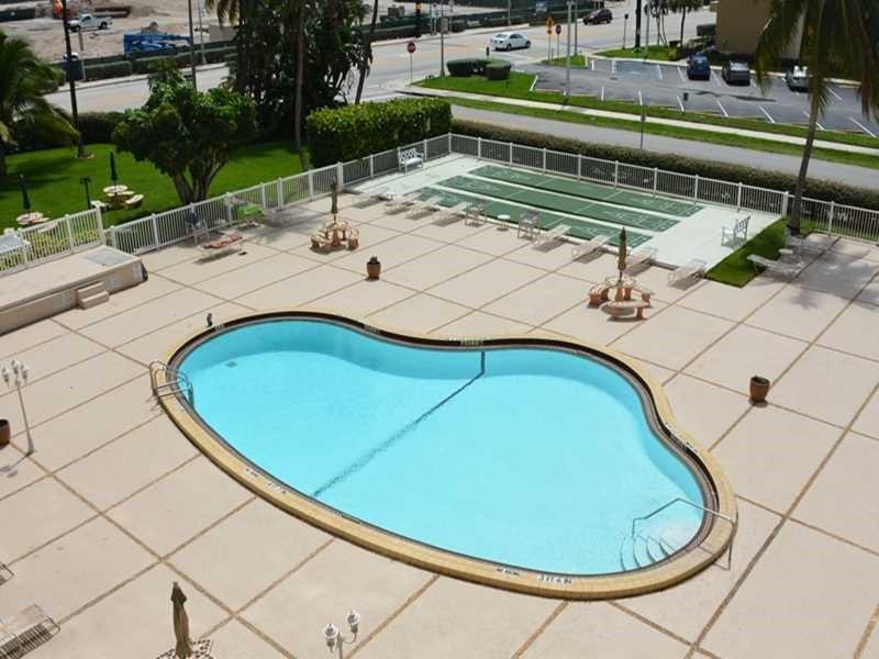 201 N Ocean Boulevard 405