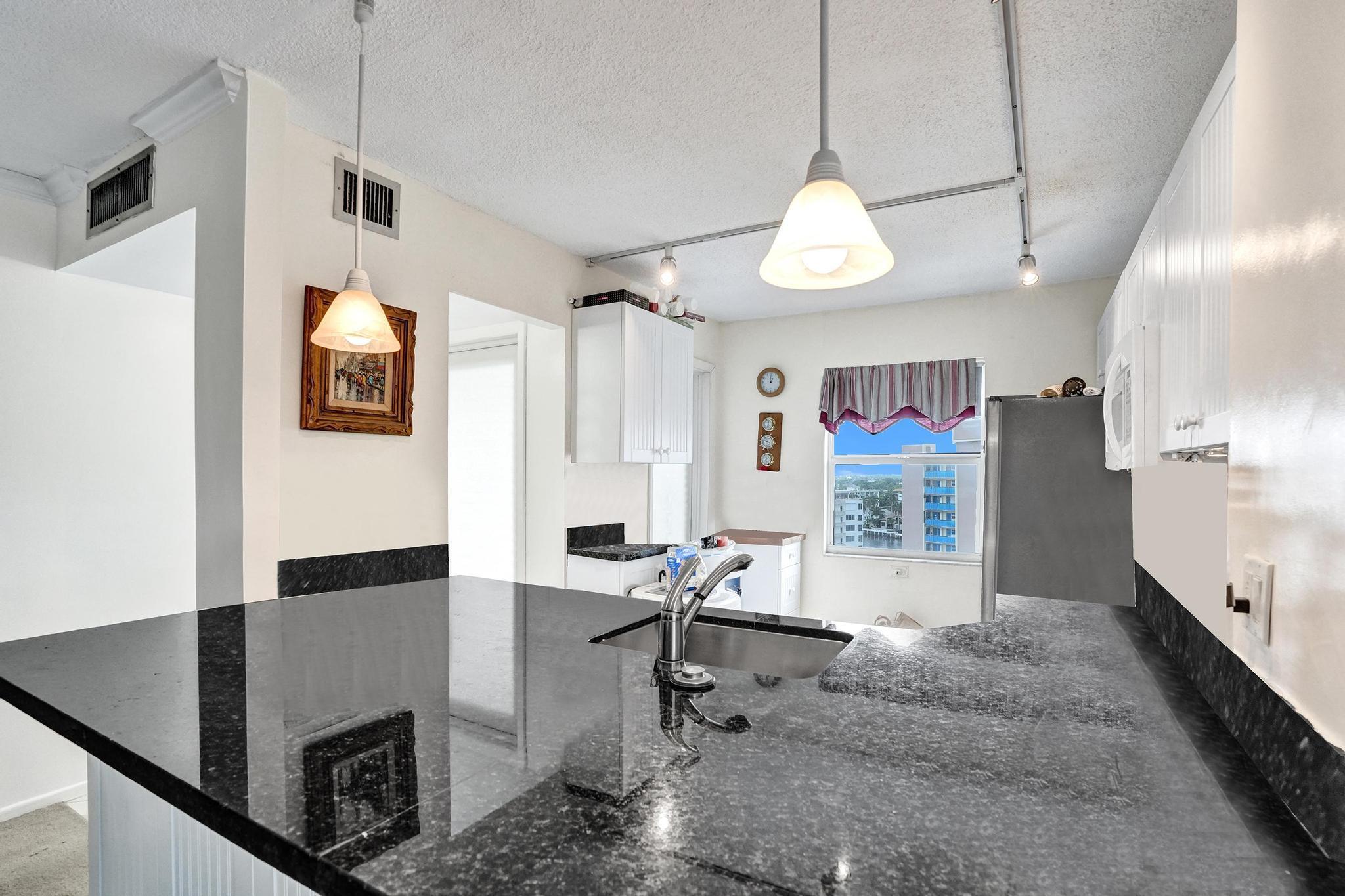 201 N Ocean Boulevard 1112