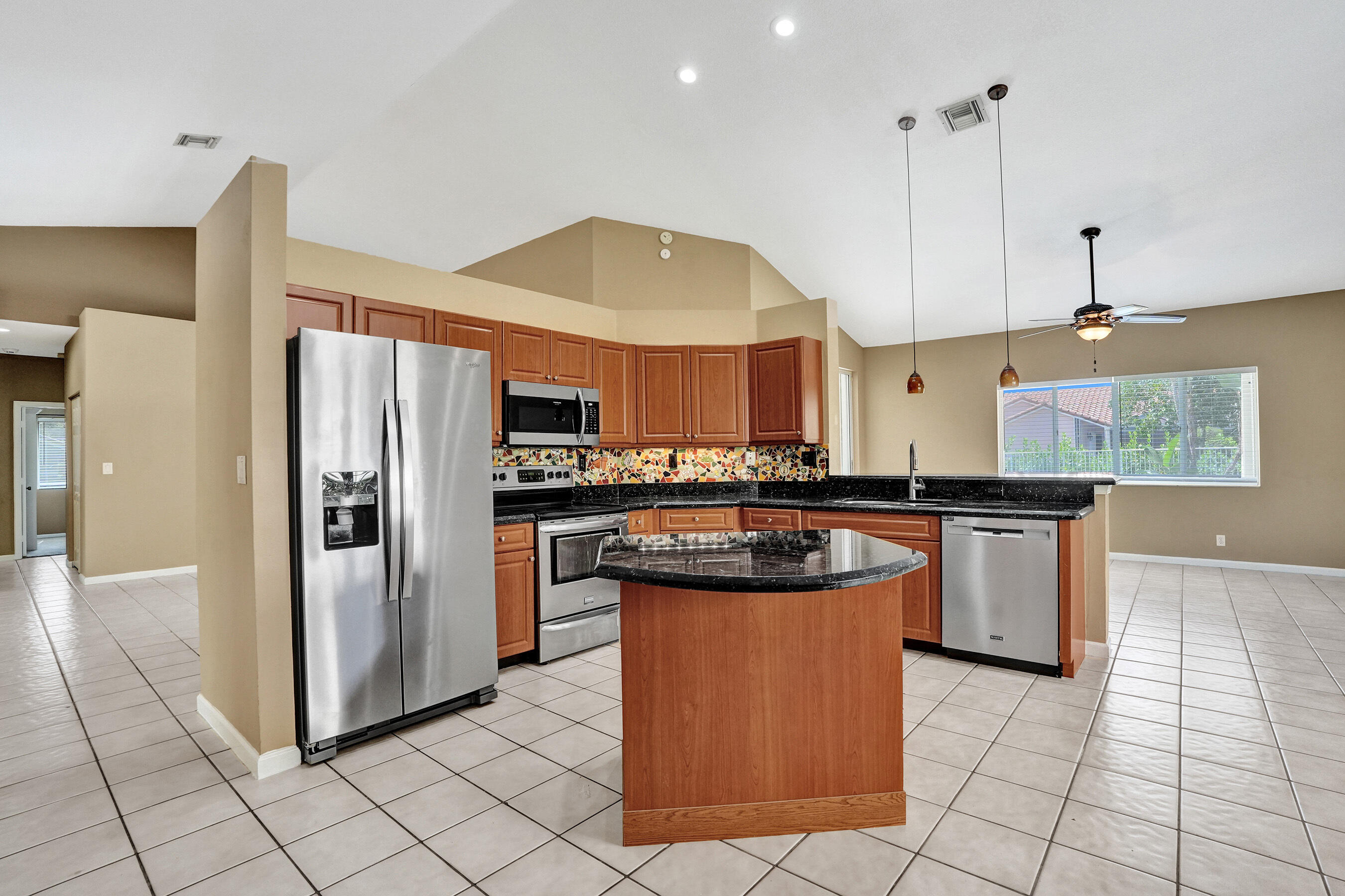 10304 NW 50th Court