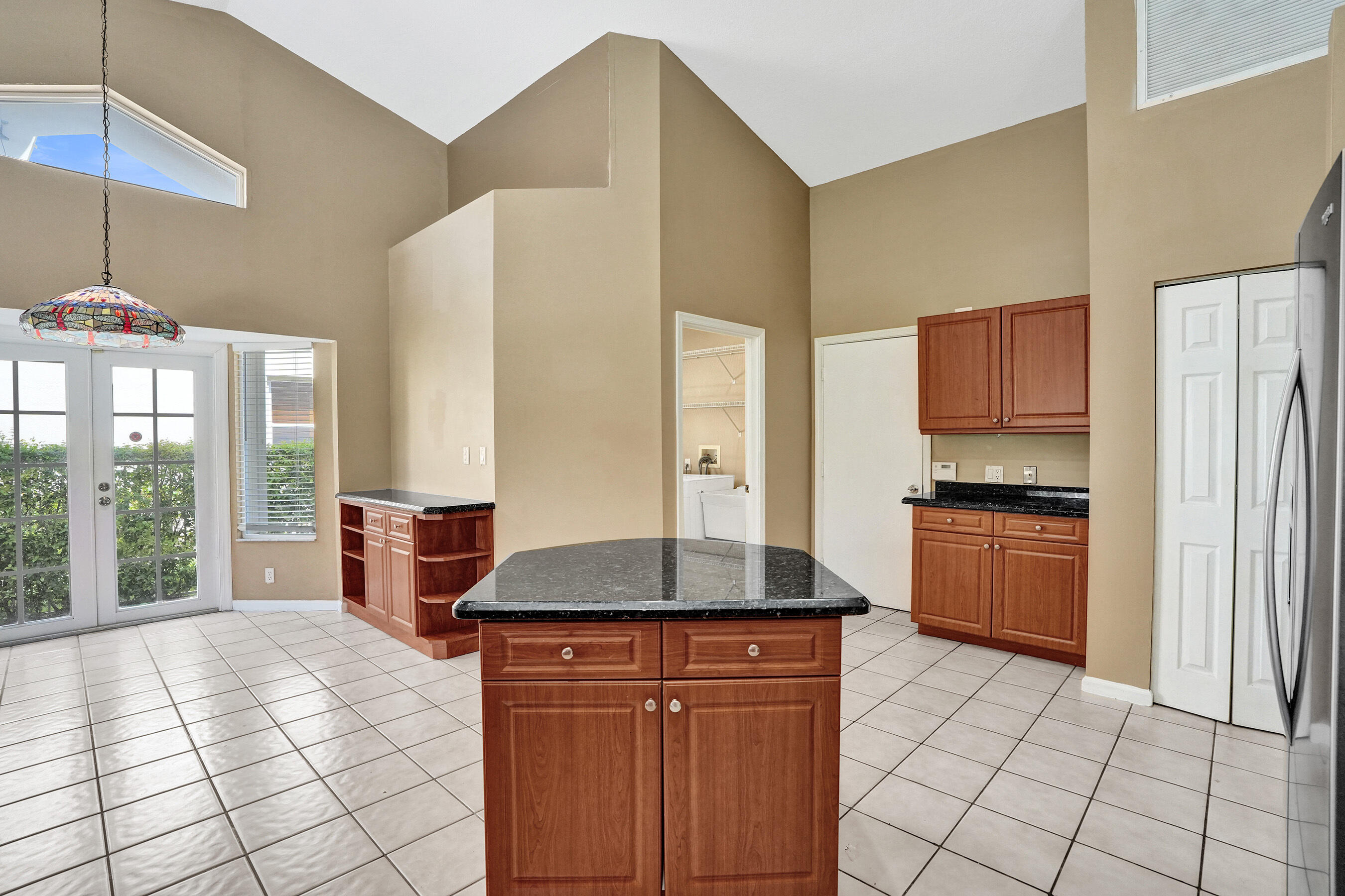 10304 NW 50th Court